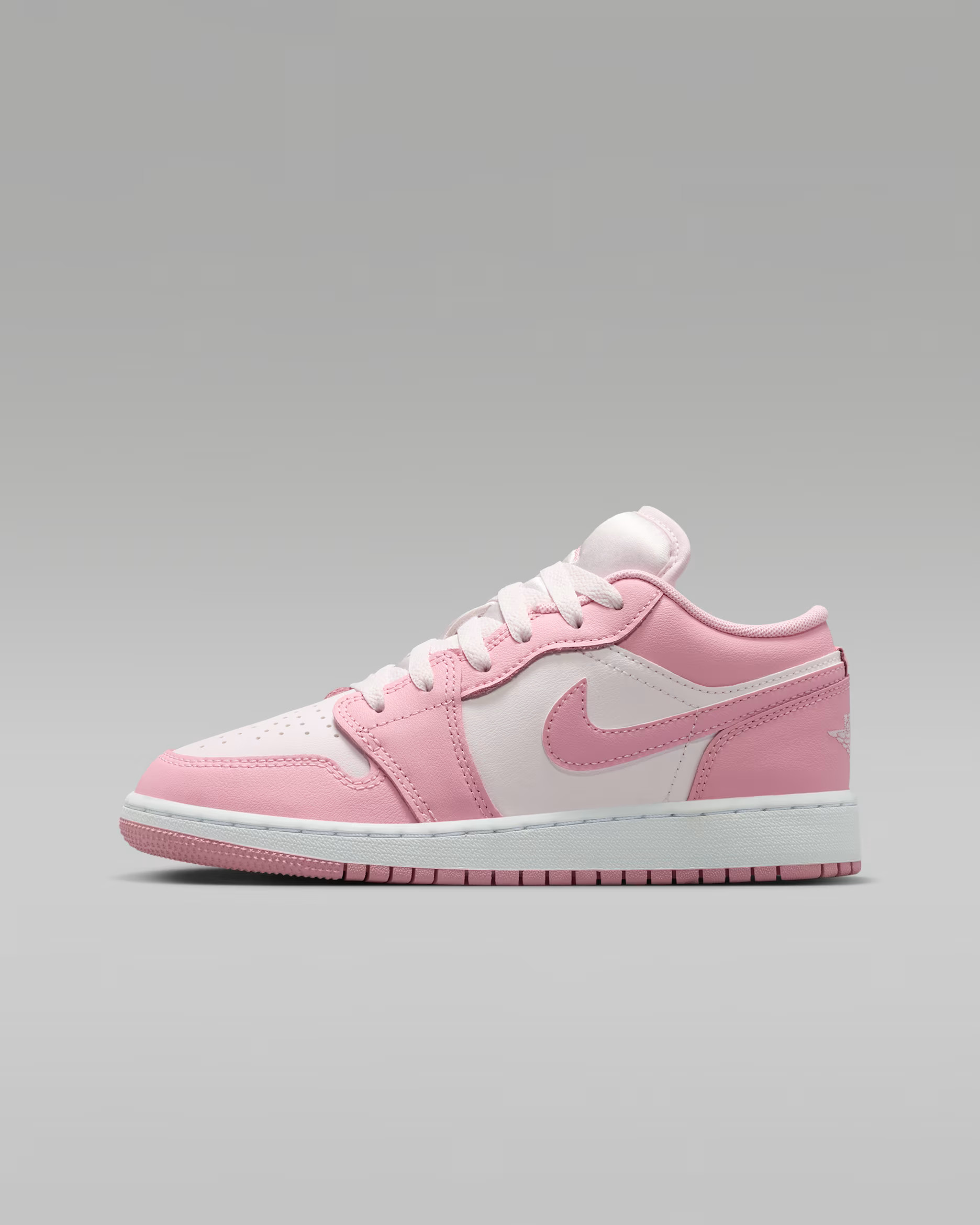 Air Jordan 1 Low Big Kids' Shoes | Nike (US)