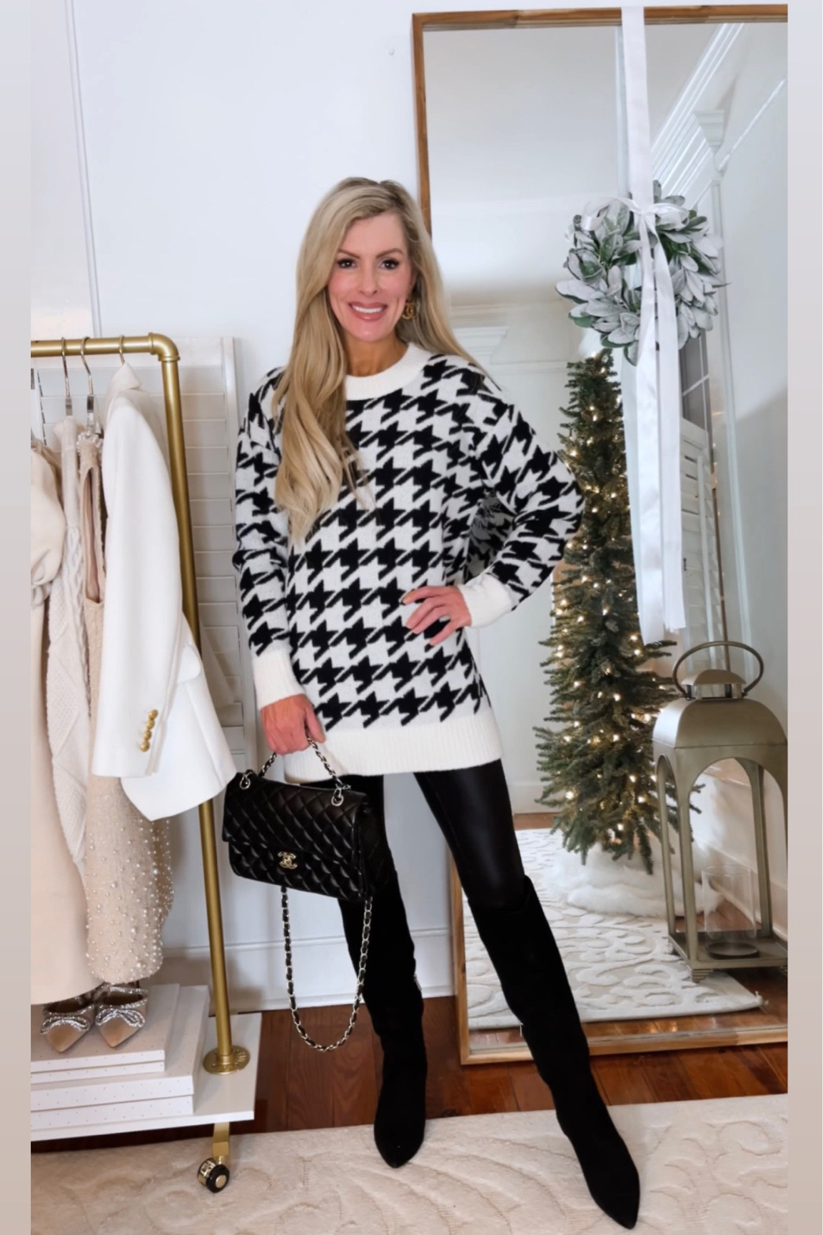 Houndstooth tunic sweater : xs
Faux leather leggings
Black suede boots 

#LTKstyletip #LTKSeasonal #LTKHoliday