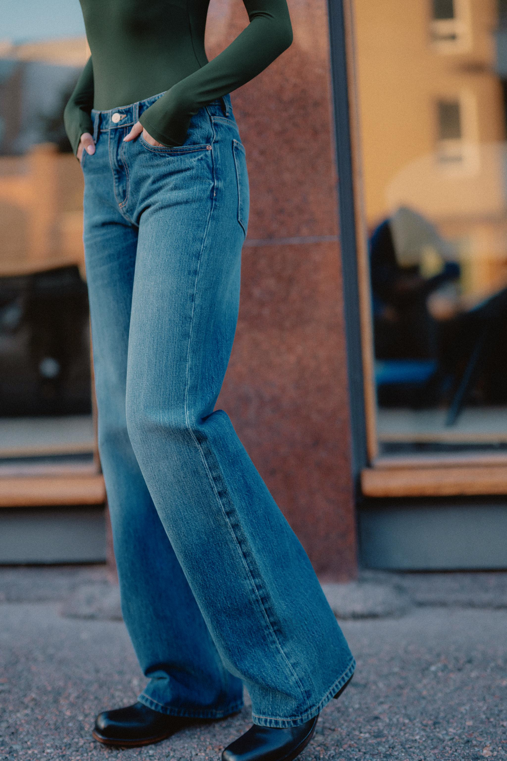 TRF MID-RISE WIDE LEG JEANS | Zara US