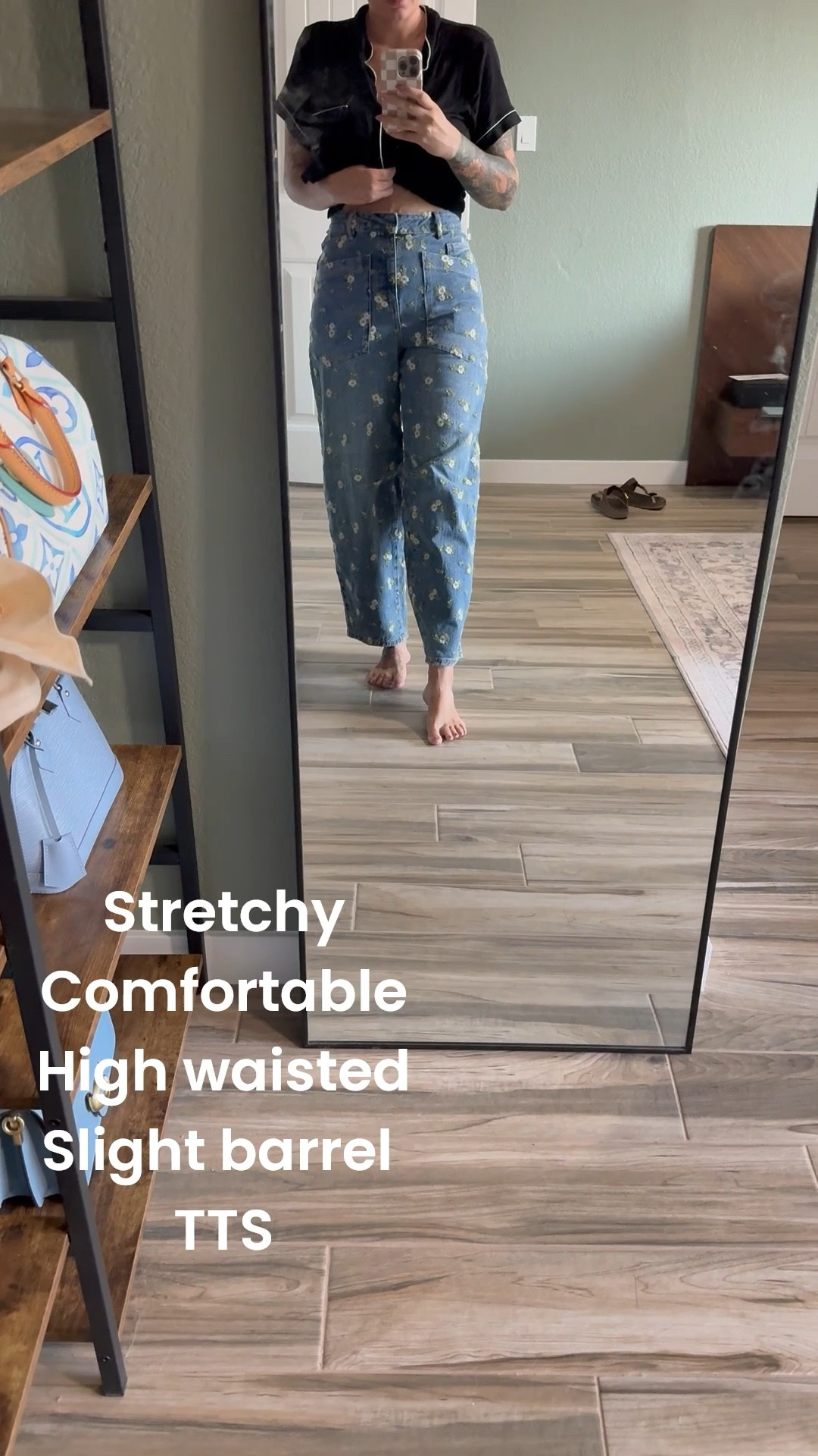 If you anything like me and you love a statement jean, these are it. Get them while you can during the Nordstrom anniversary sale. 

#LTKSaleAlert