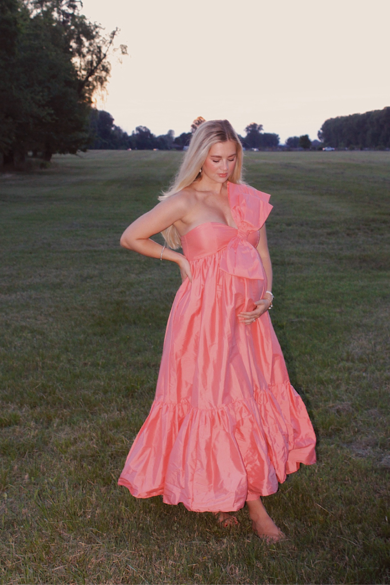 Perfect maternity or baby shower dress for baby girl 🎀🎀🎀💅🏻💅🏻💅🏻

#LTKBeauty #LTKBump #LTKSeasonal