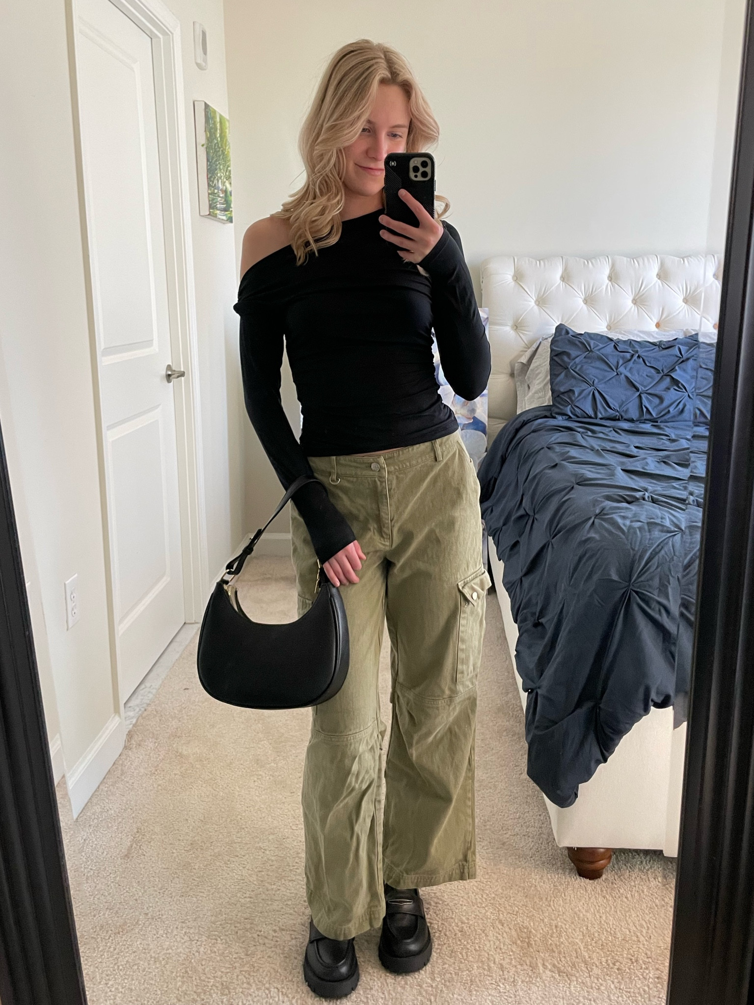 XS in top
US 2 in pants
Size 6 in shoes
#abercrombie #princesspolly #longsleeve #cargopants #loafers #winteroutfit

#LTKfindsunder50 #LTKsalealert #LTKparties