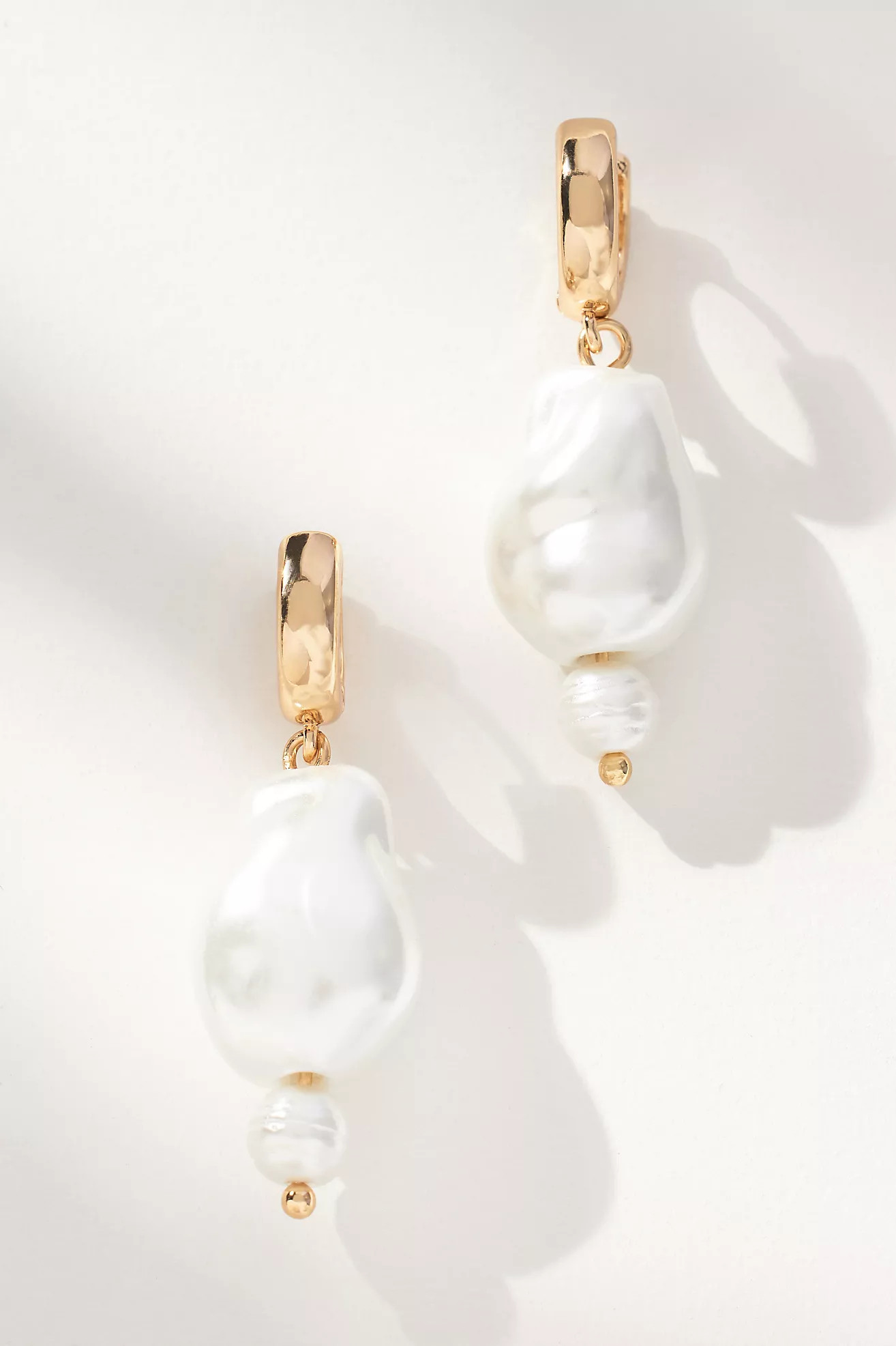 Baroque Pearl Huggie Earrings | Anthropologie (US)