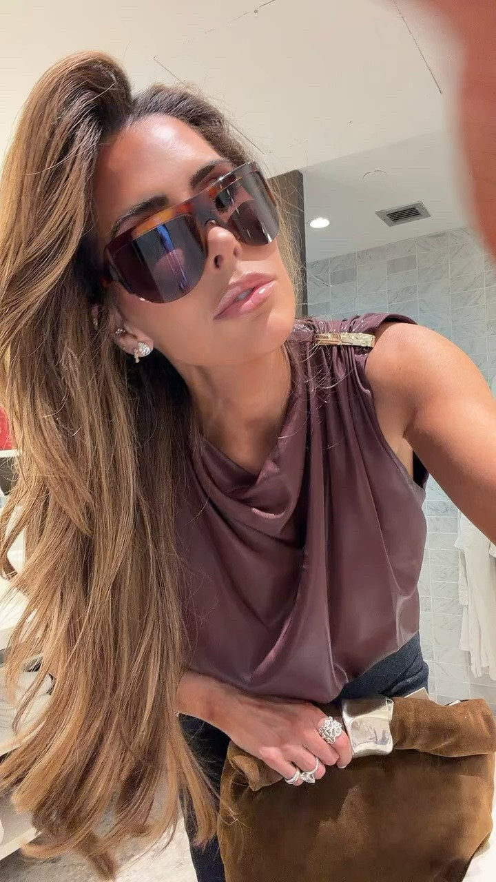 Wearing a small in the top and 26 in jeans! 

Zara fashion, Zara finds, Paige fashion, Nordstrom fashion, Fall outfits women, Date night outfits, Autumn outfits, Khaite jeans, Gemme Beauty, Emily Gemma

#LTKNYFW #LTKootd #LTKgrwm