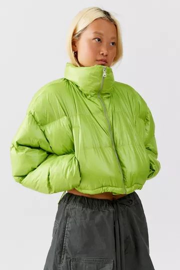 UO Taryn Cropped Puffer Jacket | Urban Outfitters (US and RoW)