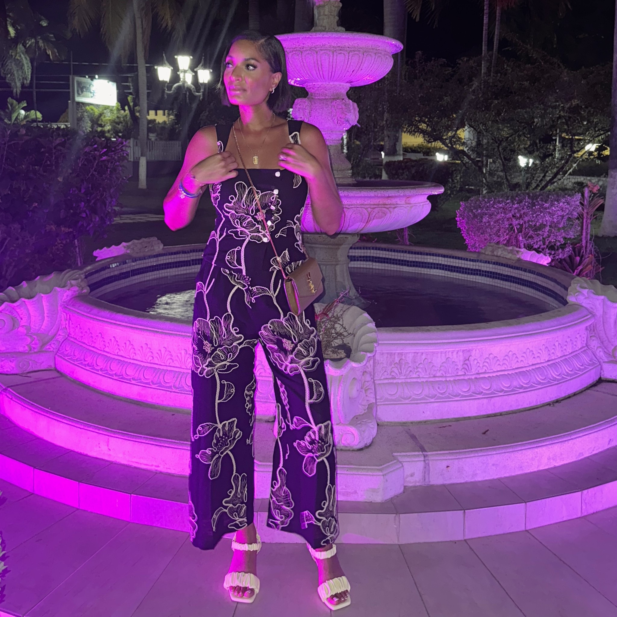 Vacation jumpsuit
Travel outfits
Zara outfit