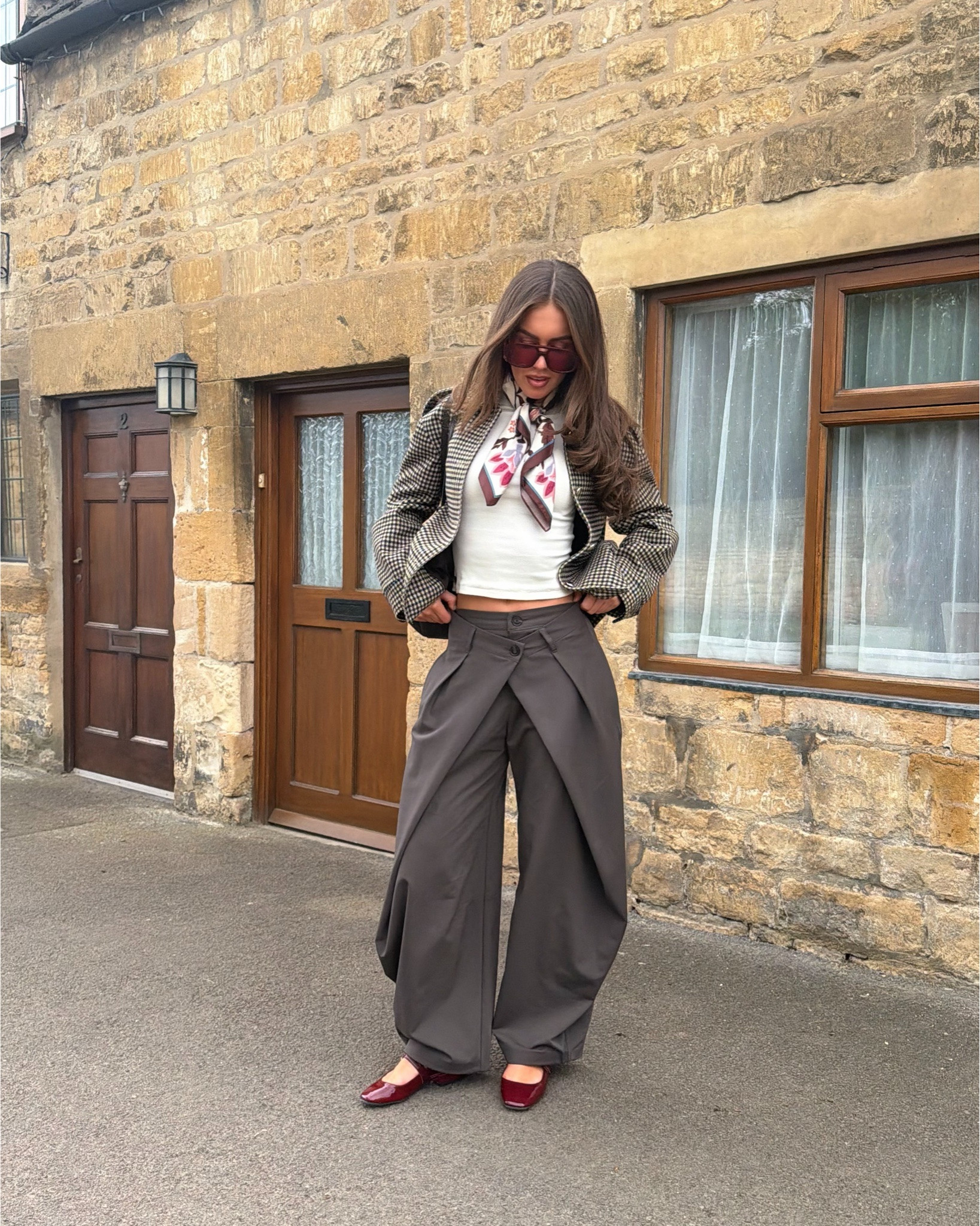 A moment for the trousers 


#LTKsummer #LTKspring #LTKuk