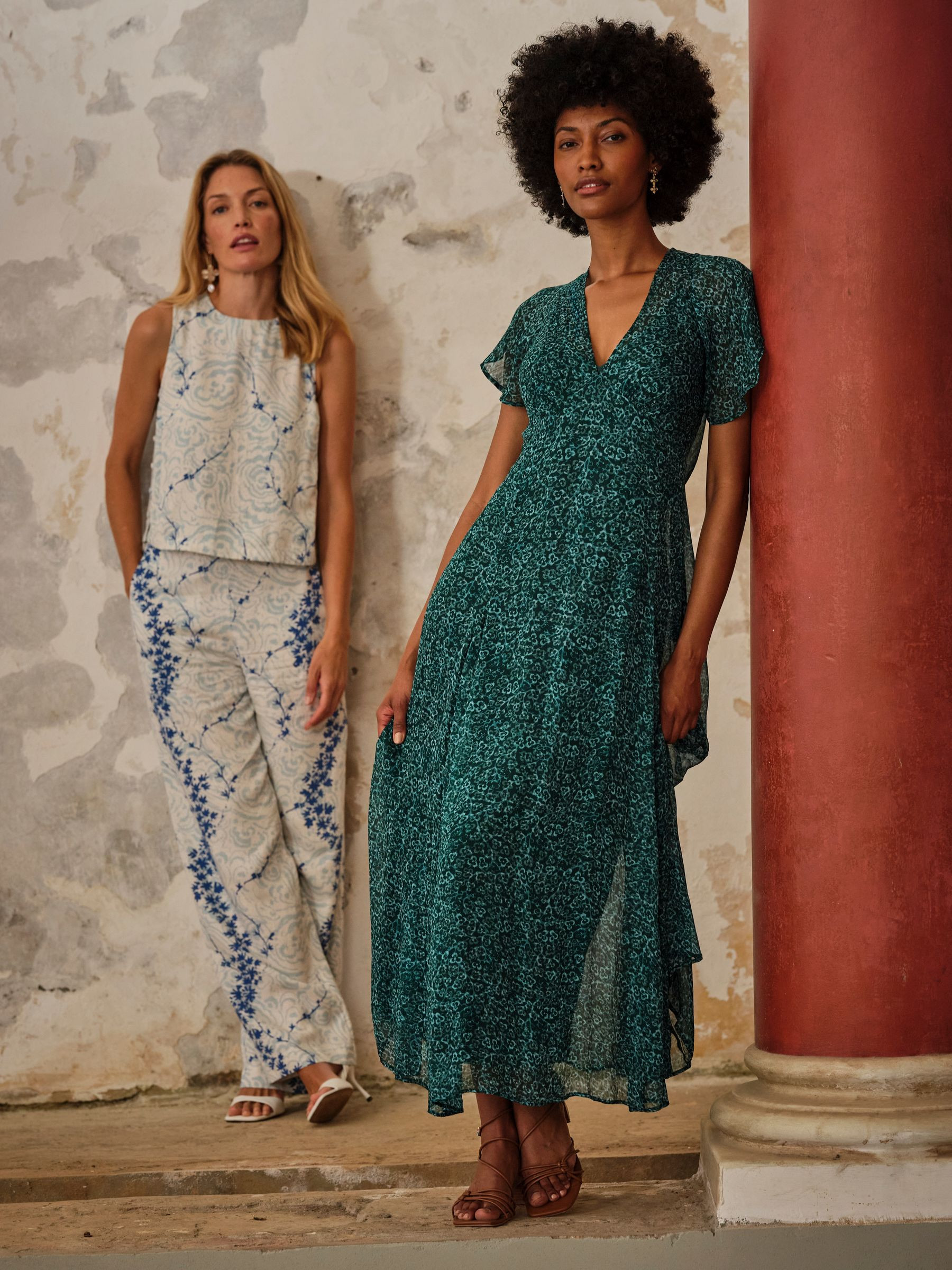 V&A | FatFace Maisie Green Seaflower Petite Maxi Dress | Fat Face