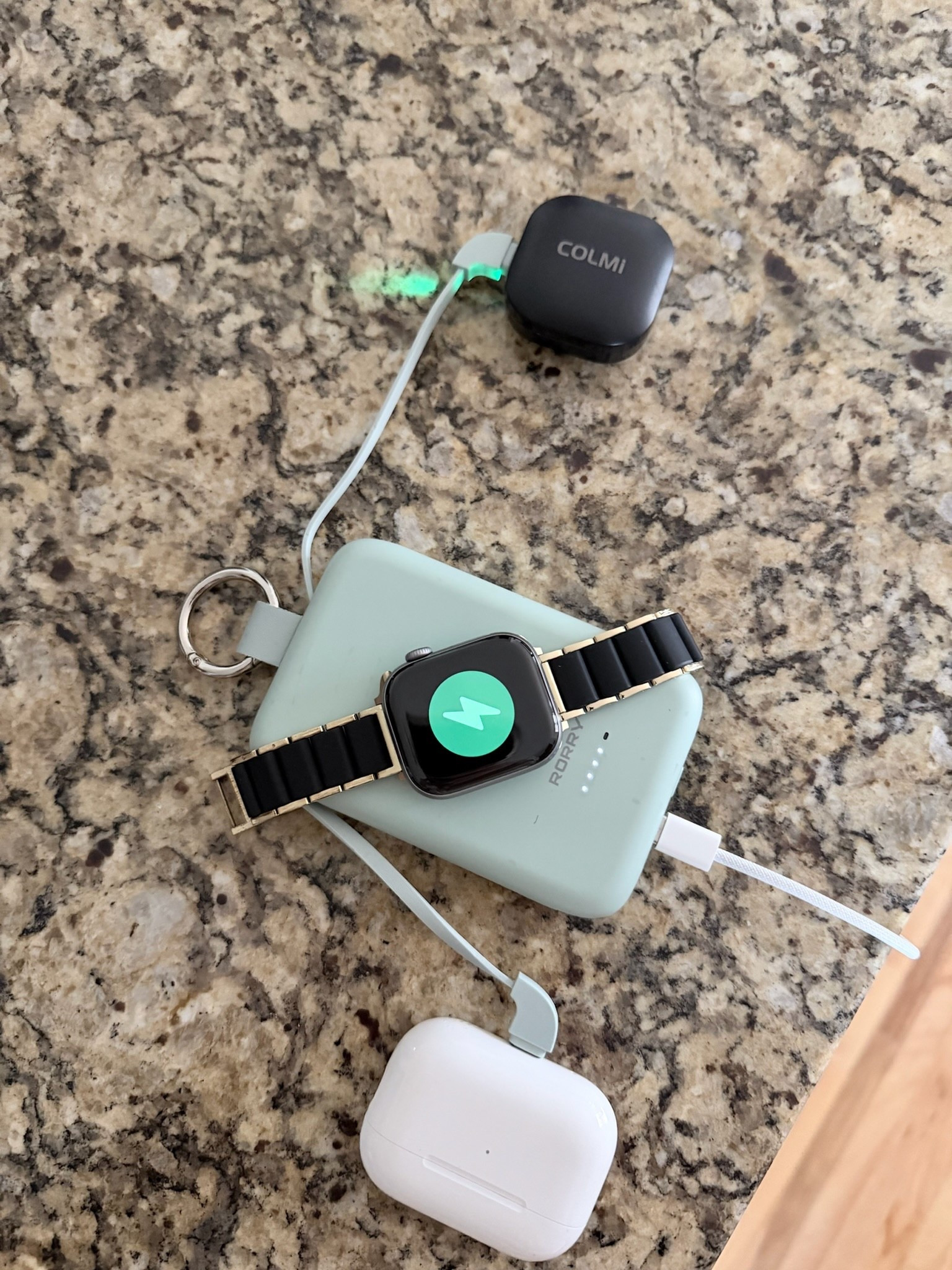 The perfect travel charger! 

#LTKTravel #LTKmomlife #LTKFindsUnder50