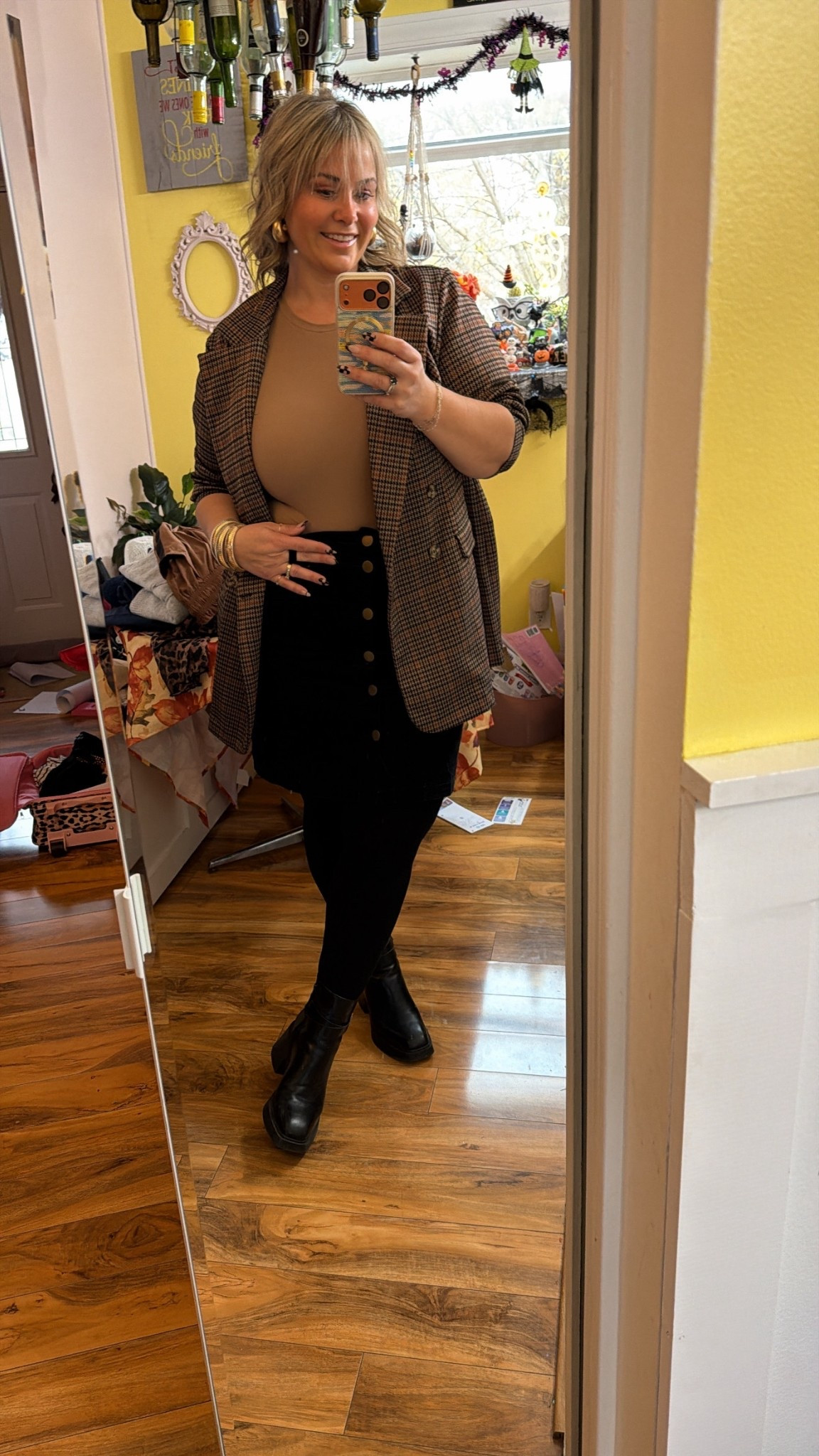 Linking what I can

Bodysuit is XXL and the best! 