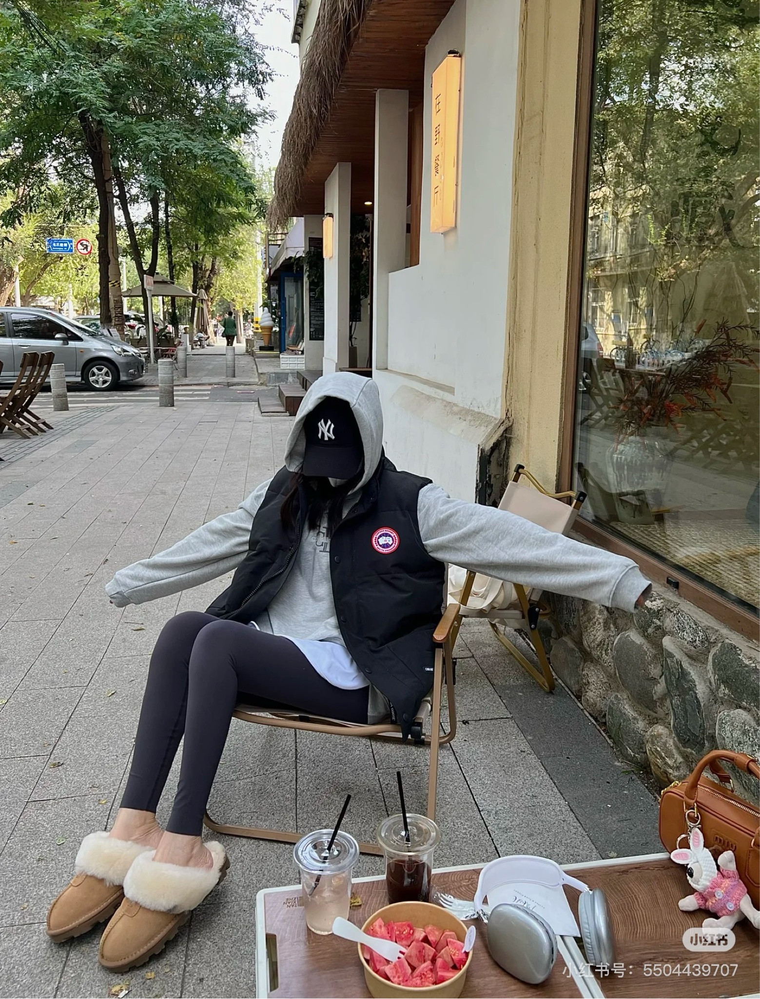 🌍🇨🇦加拿大马甲经典黑色款【7折】

👉🏻直达https://rsme.plus/UQRtsE
🫶🏻需要使用折扣码【CHIC30】
👉🏻所有女款大鹅https://rsme.plus/Y8ecLr
👉🏻所有男款大鹅https://rsme.plus/WTw4xH

付款即到手价，没有其他额外费用

#LTKsale #LTKcanada #LTKautumn