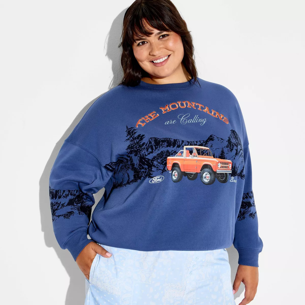 Women's Crewneck Bronco Mountains Graphic Pullover Sweatshirt - Navy Blue 1X | Target