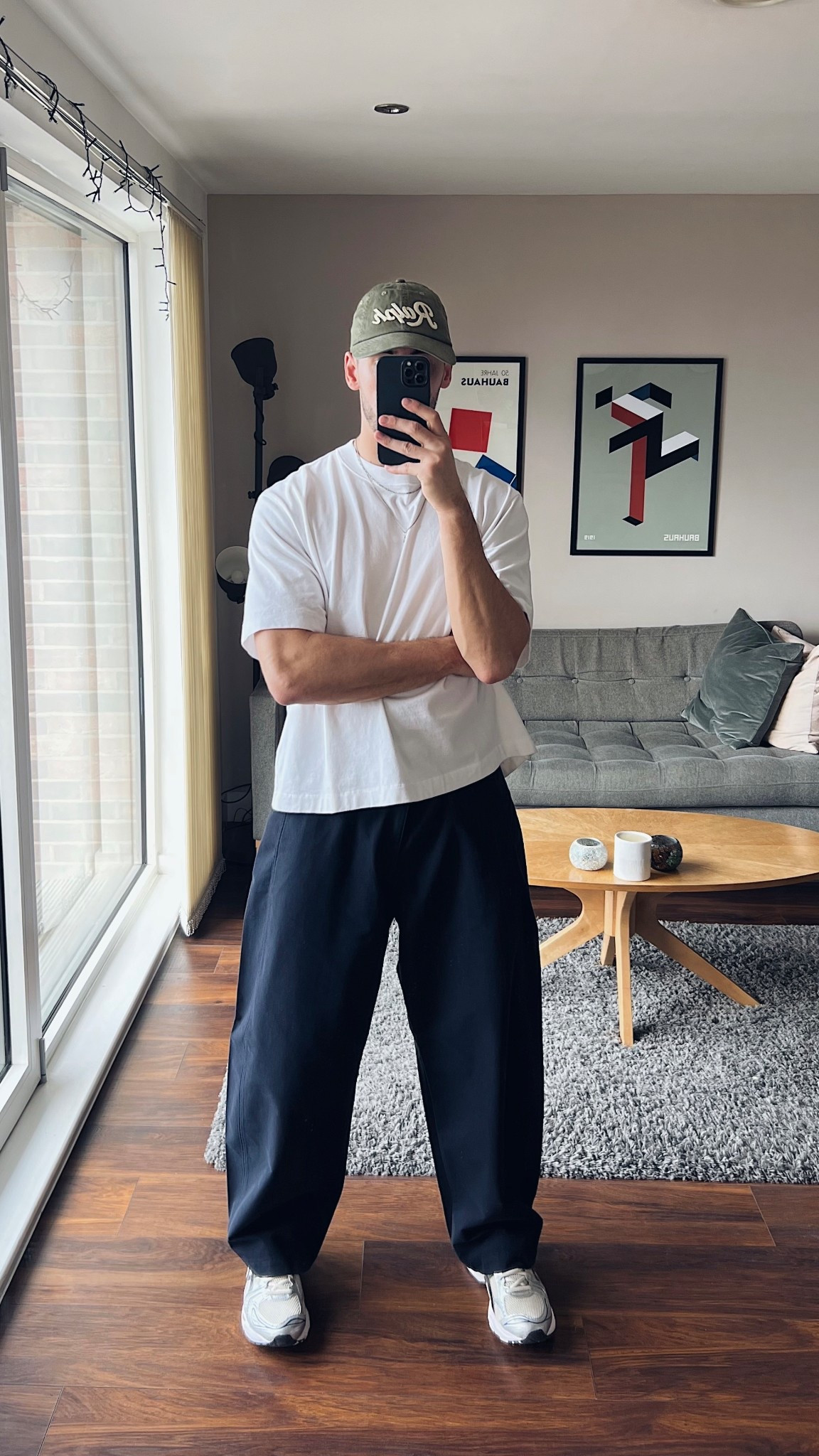 Abercrombie Cropped Oversized T Shirt 
#abercrombie #tshirt #essential