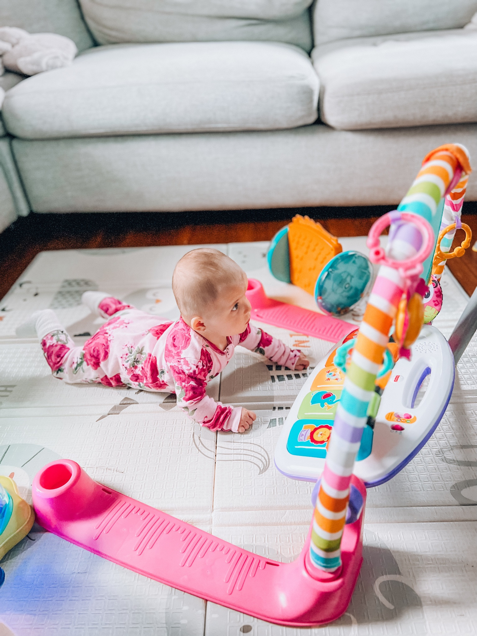 Tummy time baby
#babygiftguide #babyholidaygift #holidaysale

#LTKbaby #LTKGiftGuide #LTKHolidaySale