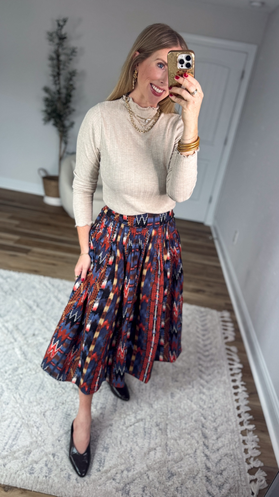 Weekend Walmart Wins try-on
Ribbed ruffle edge mock neck- small
Printed midi skirt- 6
