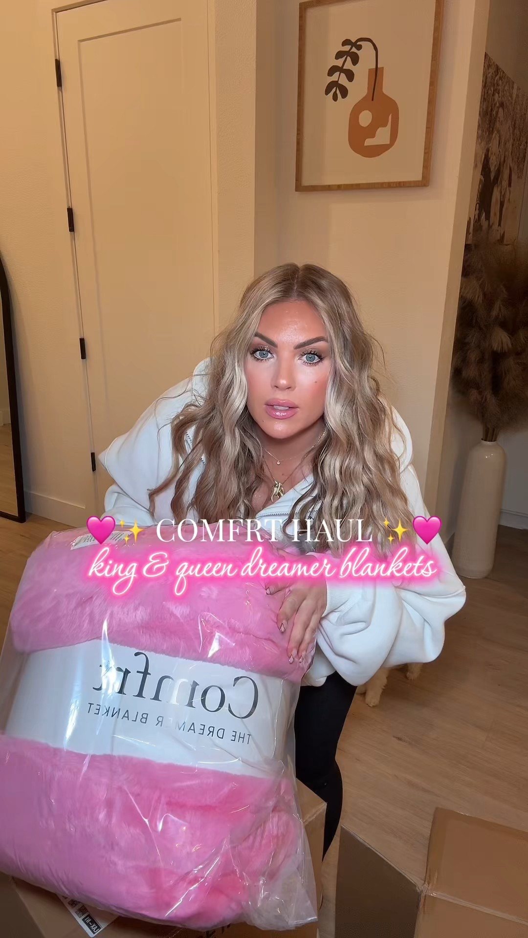 Comfrt dreamer blanket haul. Now in queen & king 

#LTKValentine #LTKHome #LTKSaleAlert