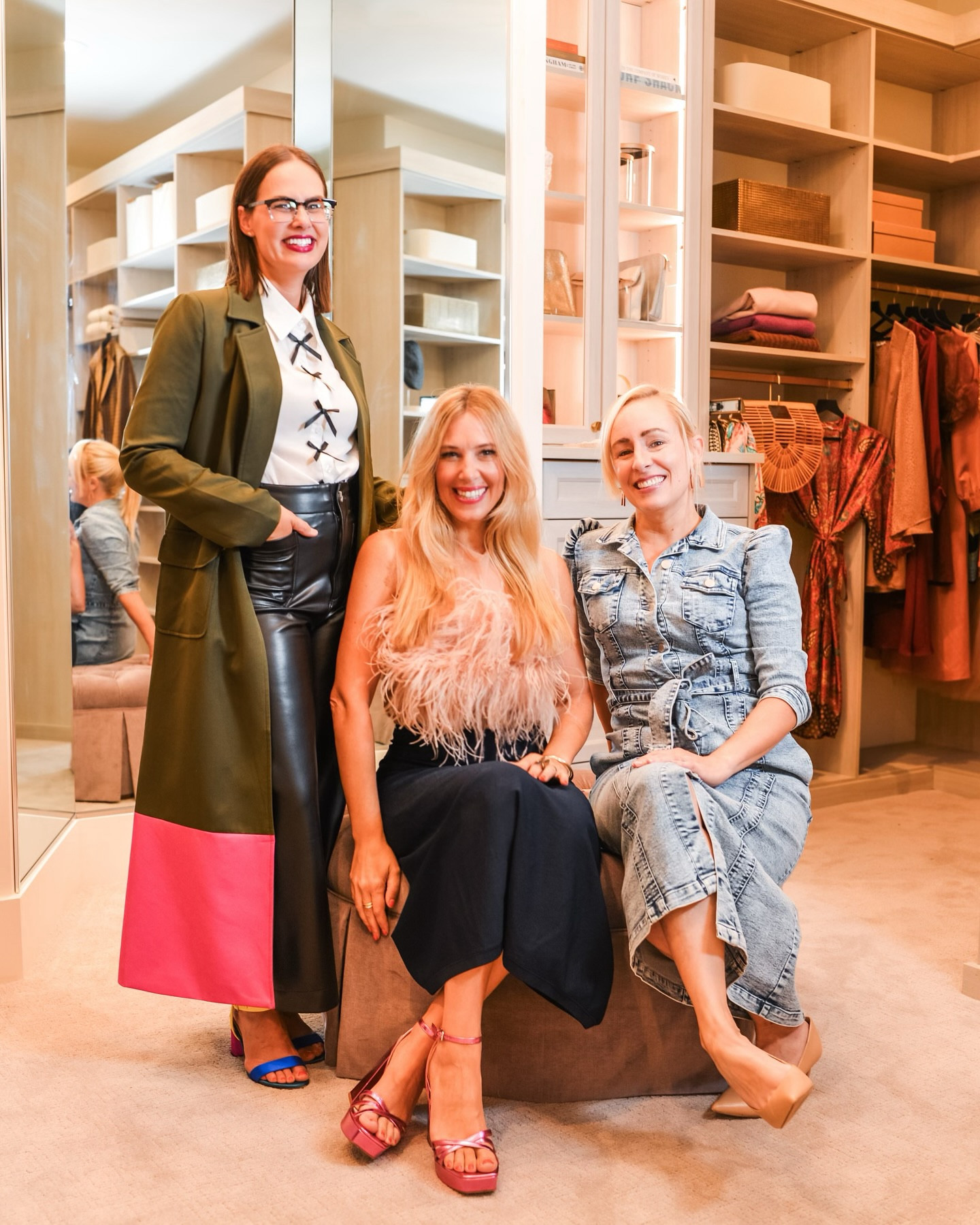 @indybuilders Home•A•Rama officially opened to the public today and you must make time to go! Running for the next three weekends, every home showcases stunning and innovative design, technology, architecture and of course, organizing!

@thebaerminimalist and @the_styleriot are thrilled to bring The Luxe Edit to the @wedgewoodbc masterpiece in the primary closet designed by @calclosets_erin! @thetoggeryresale was generous enough to partner with us, because secondhand hand clothing is 🔥!

And a huge thank you to @heysouthernskyphoto for these amazing images!! What a fabulously fun experience!