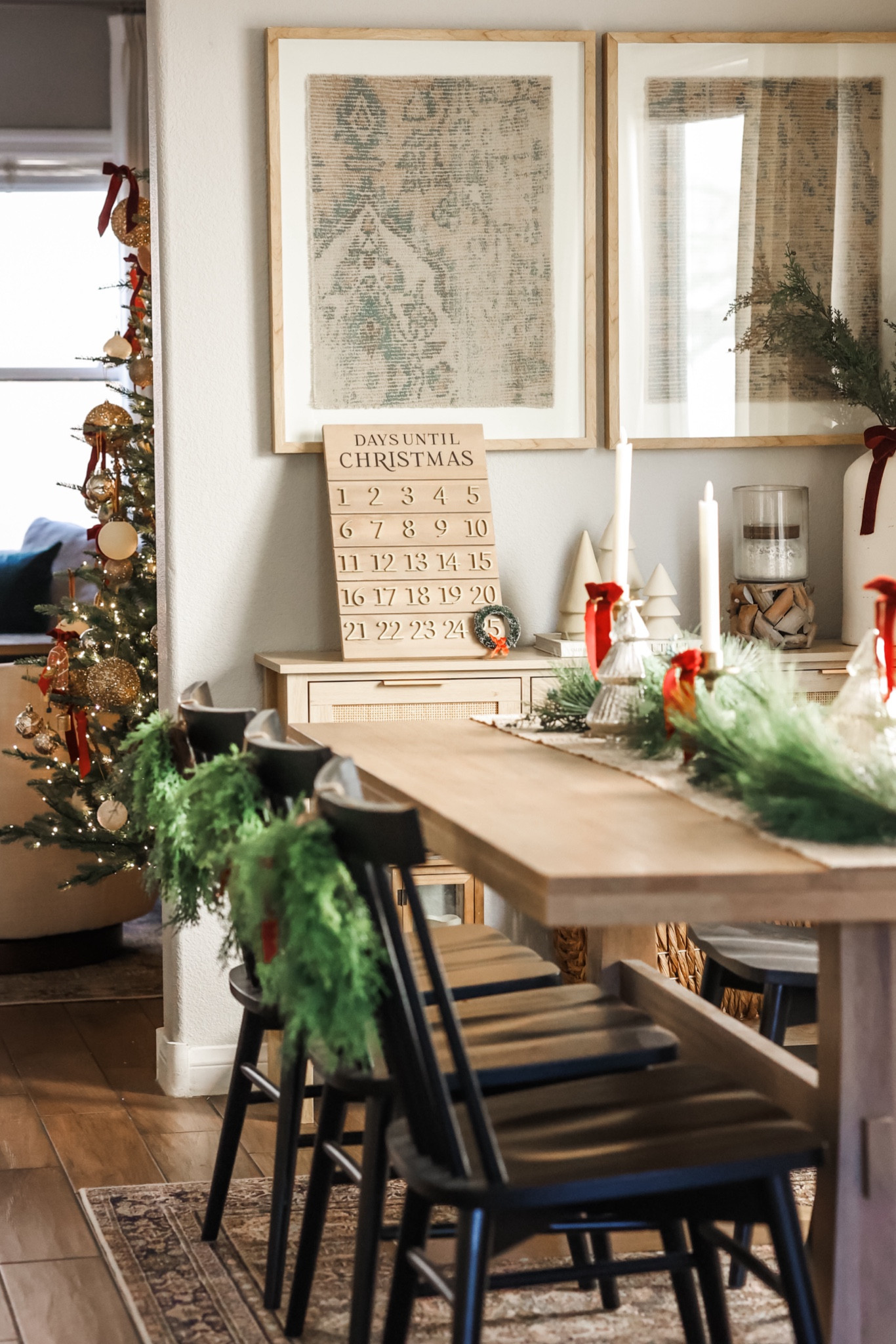 Christmas dining room styling 

#LTKHoliday #LTKHome #LTKSeasonal