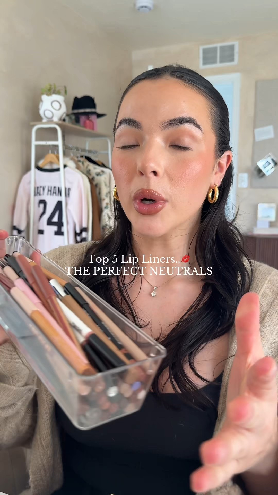 Neutral lip liners!! Top 5 lip combos💋

#LTKValentine #LTKBeauty #LTKgrwm