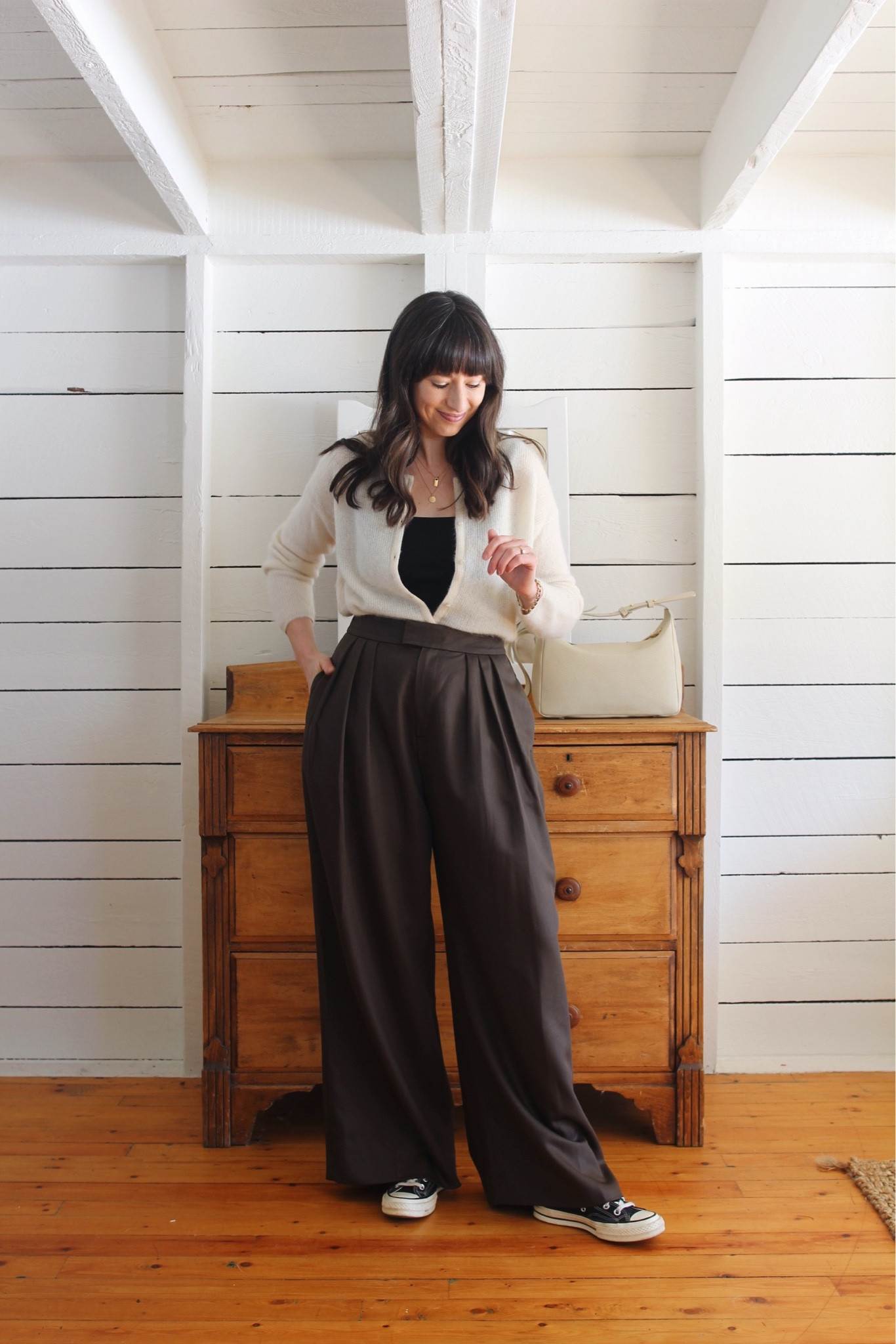 1 Base 3 Ways - Look 2

Use LEEVOS10 for 10% Off at KOTN



#LTKSeasonal