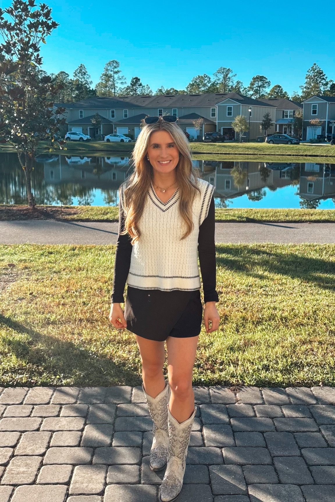 Crisp air, cozy layers, and pumpkin everything 🎃🤎
 

 #LTKSeasonal #LTKStyleTip #LTKShoeCrush