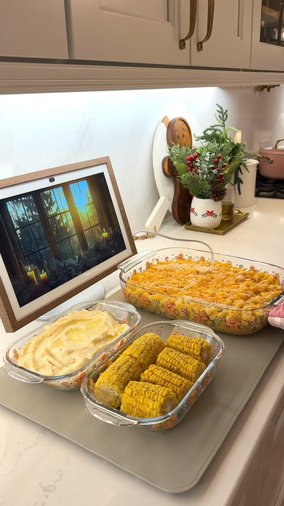 @qvc @goodhousekeeping #ad #loveQVC 
Good Housekeeping Portable Food Warming Tray & Storage Bag on TSV 
10/1-10/31 code Welcome10- $10 off $25+ purchase

#LTKHome #LTKSaleAlert #LTKHoliday