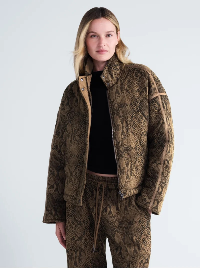 Scoop Women's and Women's Plus Scubaknit Quilted Jacket, Sizes XS-4X | Walmart (US)