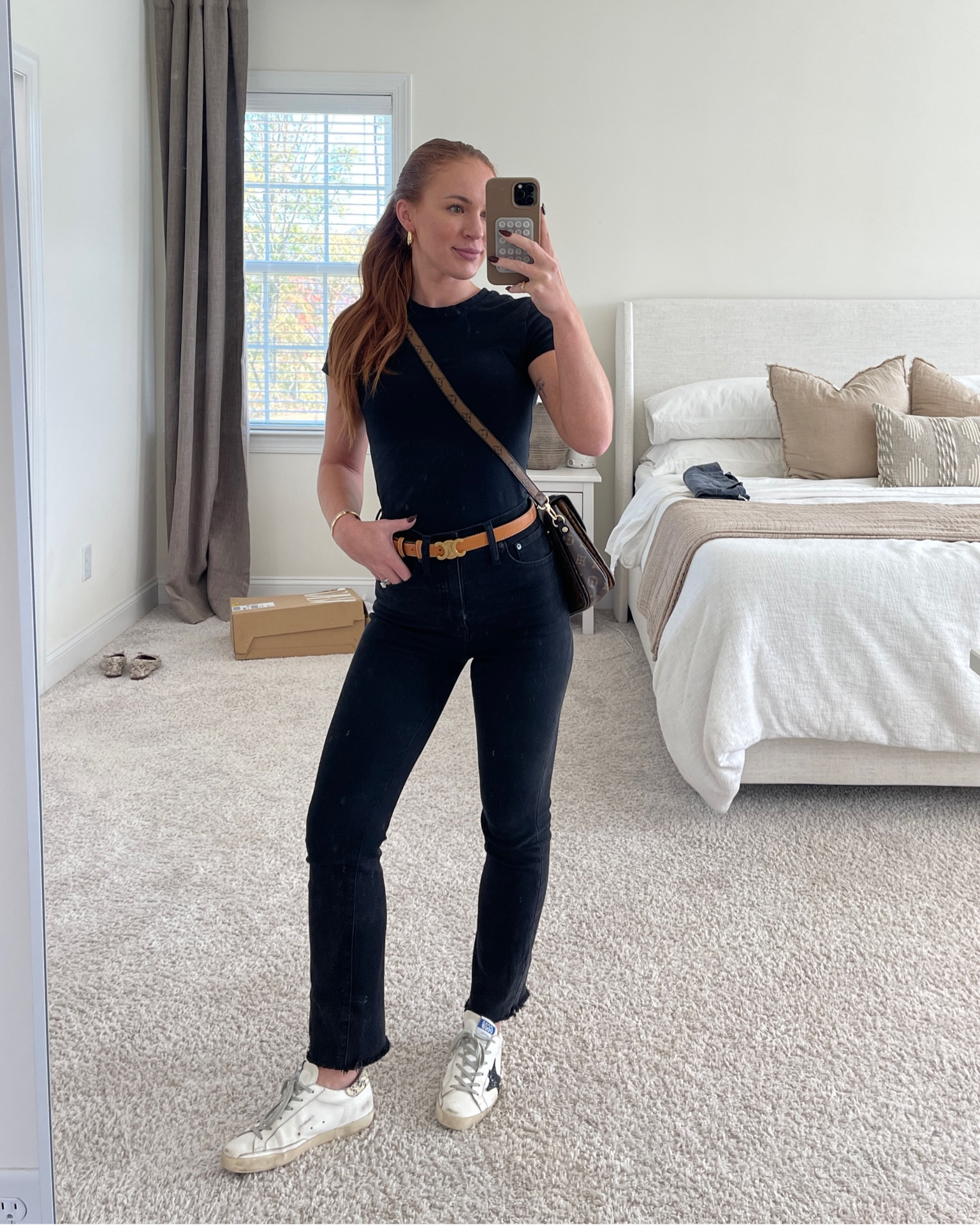 Madewell jeans, Abercrombie baby tee, perfect tee, fall outfit, capsule wardrobe 

#LTKSeasonal #LTKxMadewell #LTKfindsunder100