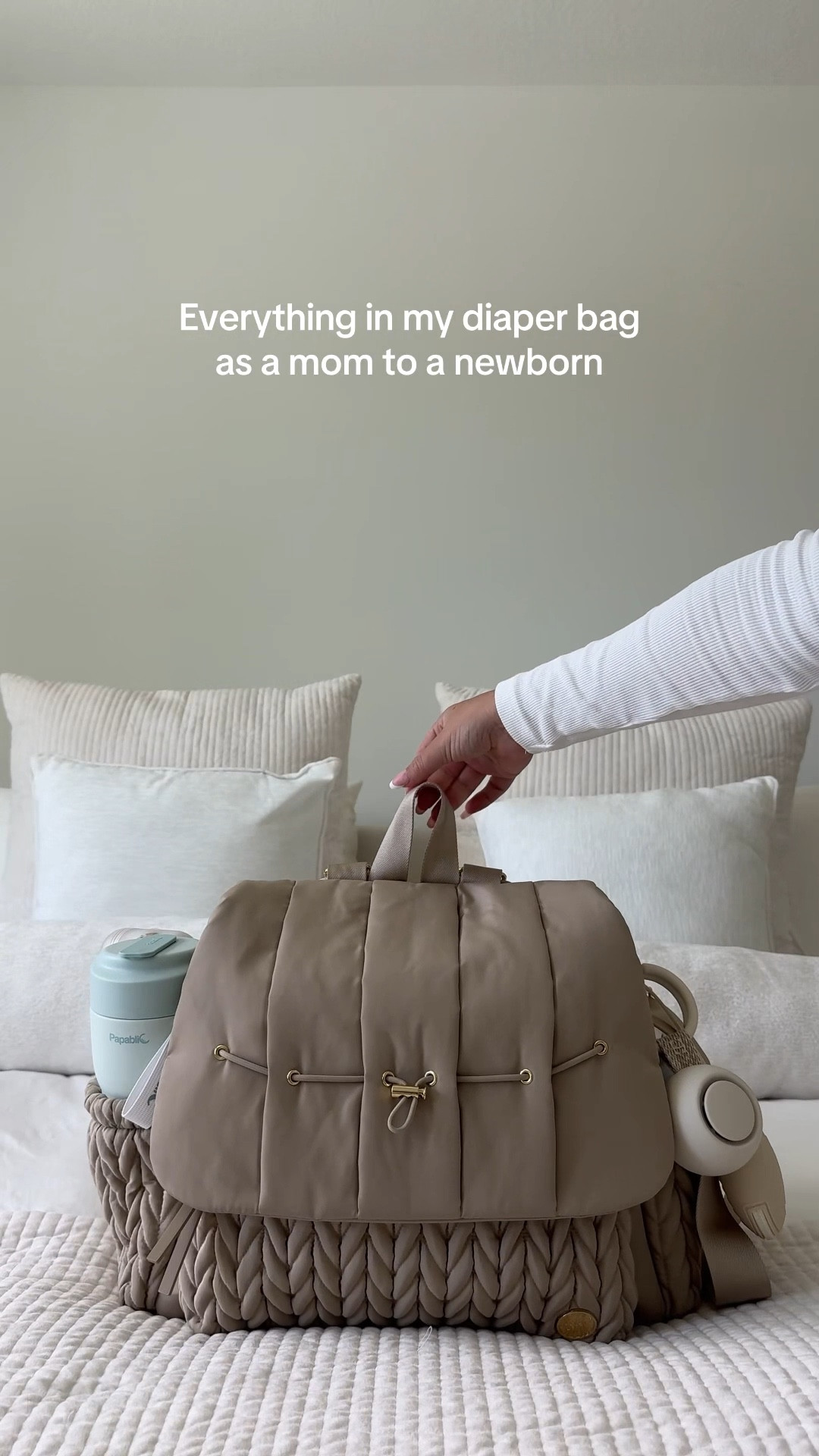 What’s in my diaper bag as a mom to a newborn 🤍 #diaperbag #diaperbagessentials #newbornmom #newbornessentials #newbornlife

#LTKKids #LTKBaby #LTKItBag