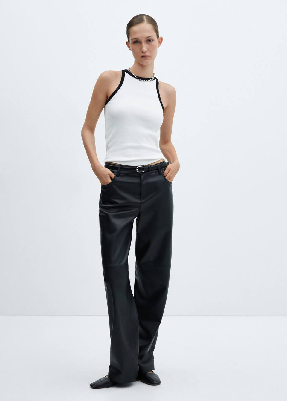 Contrast trim top -  Women | Mango USA | MANGO (US)