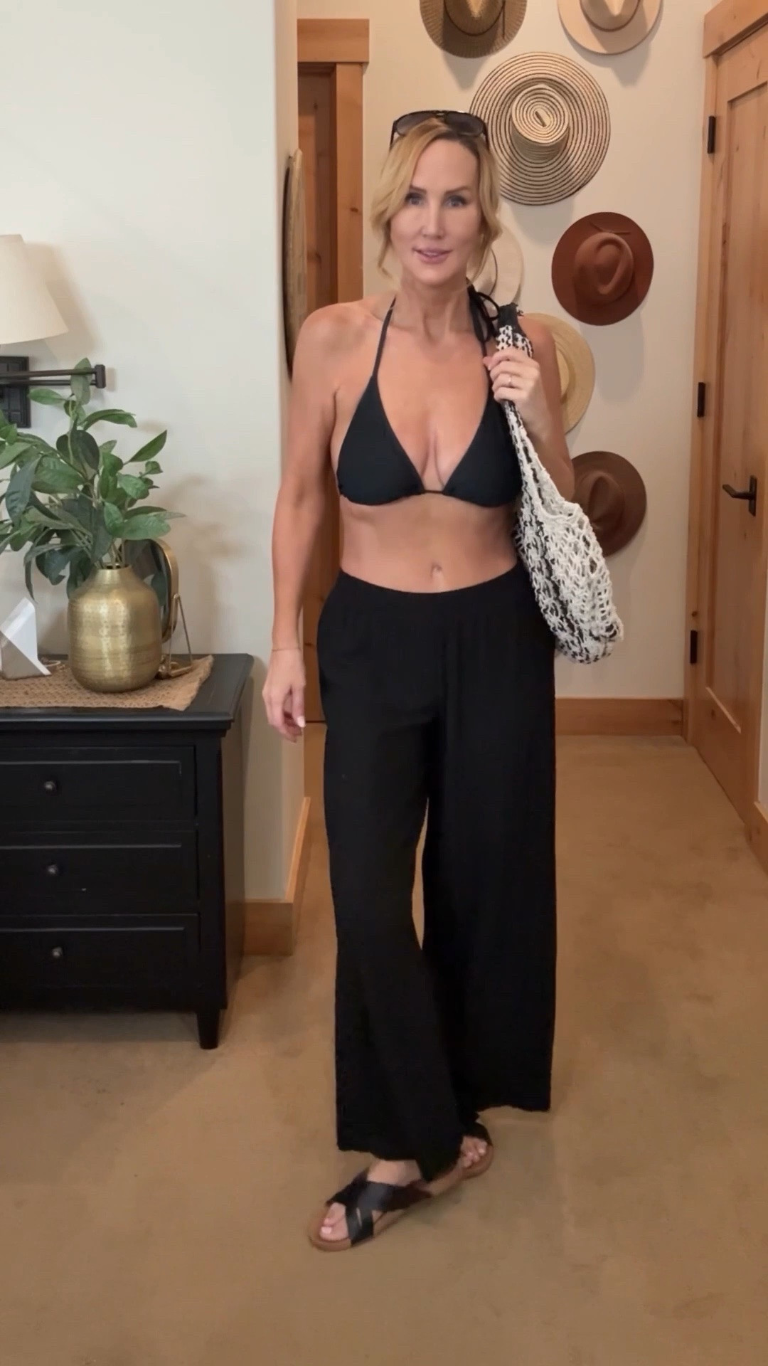 Packing for Maui ❤️

#vacation #vacatiinoutfits #beachvacay #maui #hawaii