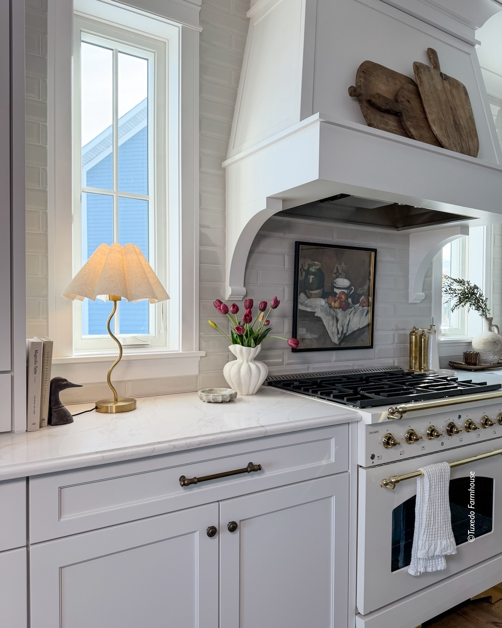 These faux tulips are the best! They Look and feel real, affordable and come in several color options.

Seasonal, home decor, stems, lamps, wall art, kitchen, vases 

 

#LTKHome #LTKSeasonal