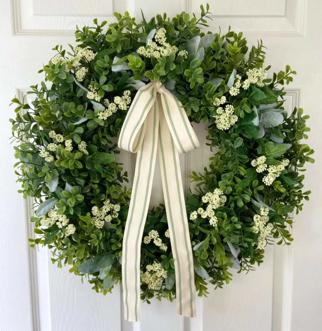 Queen Annes Lace Wreath,Boxwood Greenery Wreath,Cottage Style Front Door Wreath,Modern Farmhouse ... | Etsy (US)
