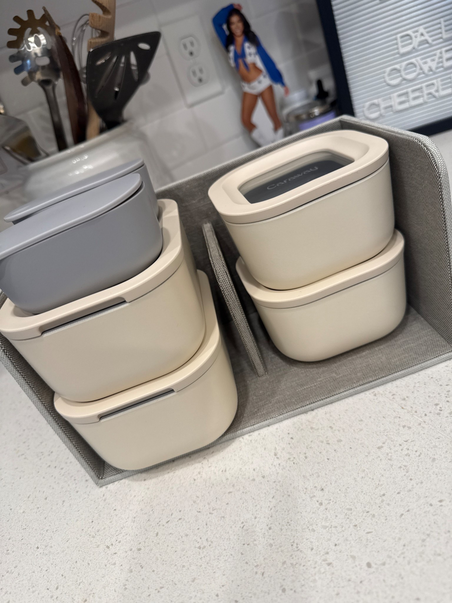 My new favorite food storage set! And it comes with the organizer!!! 