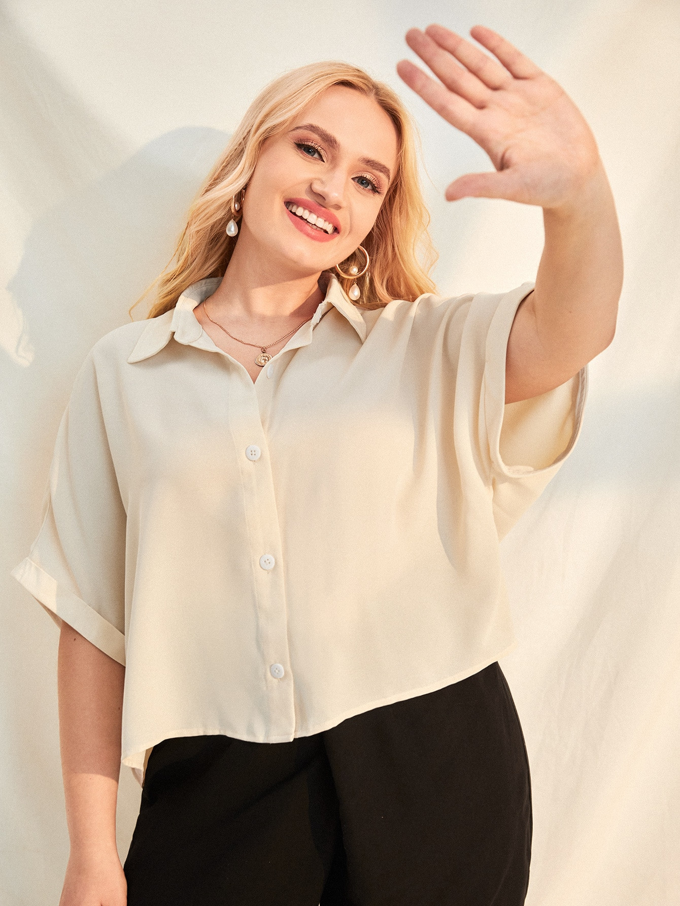 SHEIN EZwear Plus Batwing Sleeve Solid Shirt | SHEIN