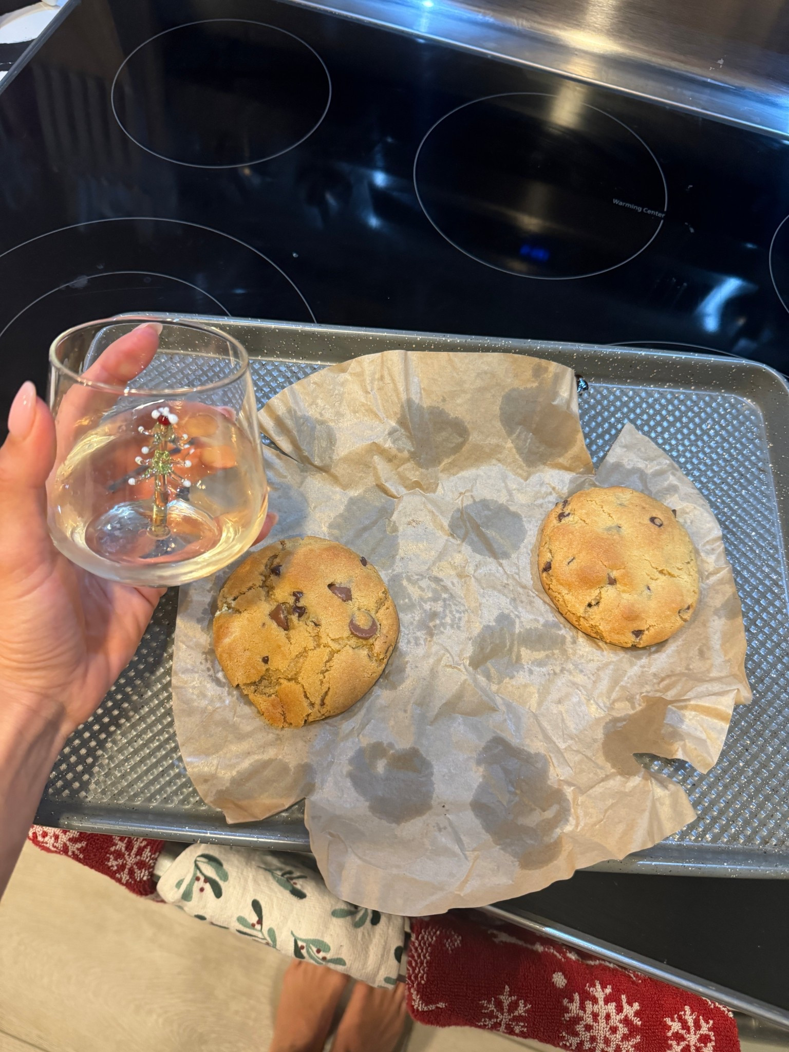 Christmas wine glasses from Etay! 

#LTKHoliday #LTKGiftGuide #LTKSeasonal