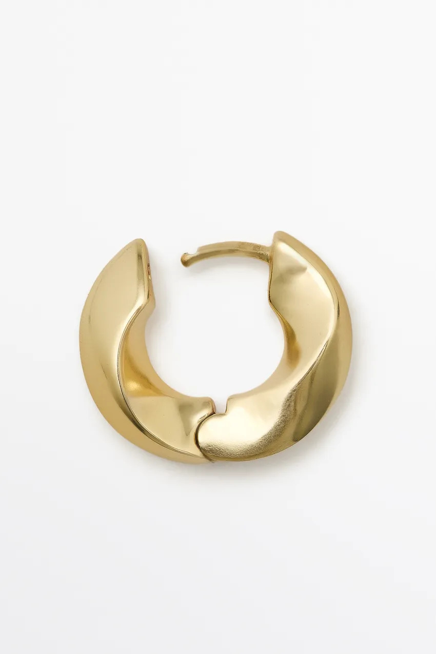 Mini hoop earrings - GOLDEN | Massimo Dutti US