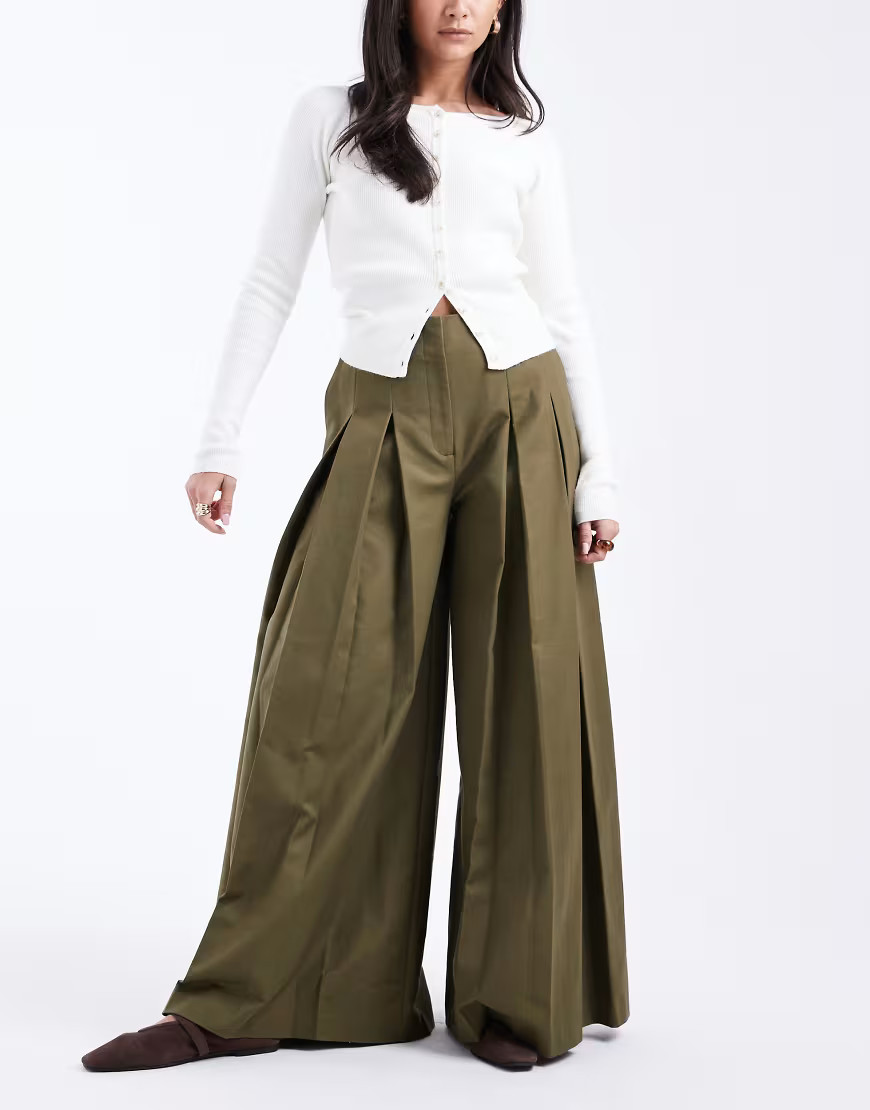 ASOS DESIGN tailored pleated wide leg pants in khaki-Green | ASOS (Global)