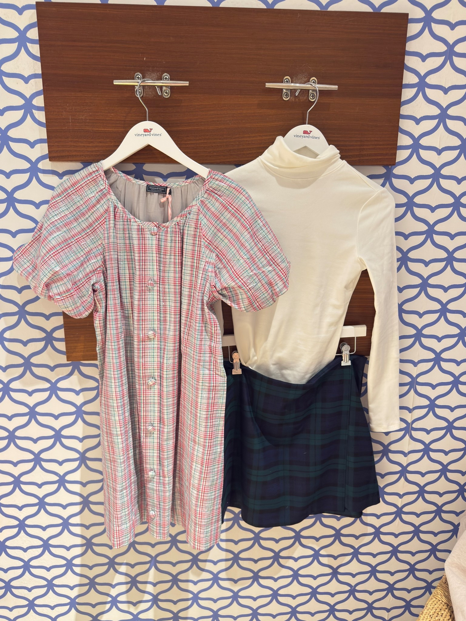 40% off in cart with BFDEALS. I will buy anything in blackwatch & how cute is that “non-traditional colors” dress😍

#LTKCyberWeek #LTKHoliday #LTKSeasonal