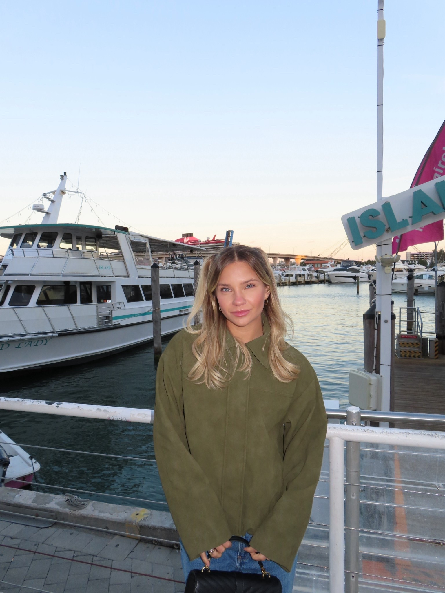 POV: your OOTD understood the assignment 🤍 saving this for repeat wear
#LTKfit #OOTDinspo #EverydayStyle #NeutralOutfits #StyledOnLTK #AmazonFashion #CapsuleWardrobe #FallFits

#LTKgrwm #LTKdayinmylife #LTKootd