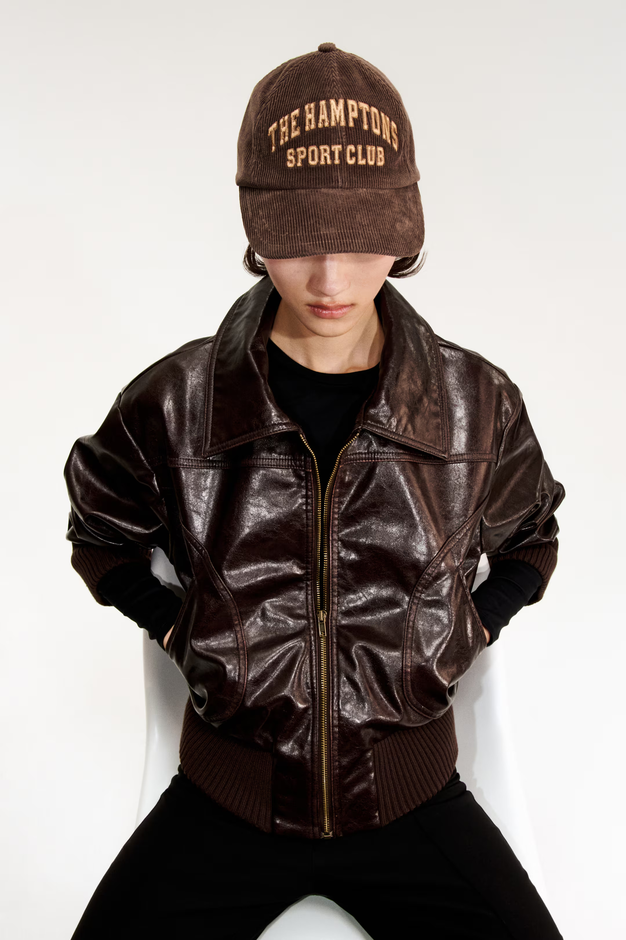 Corduroy cap - Dark brown/The Hamptons - Ladies | H&M GB | H&M (UK, MY, IN, SG, PH, TW, HK)