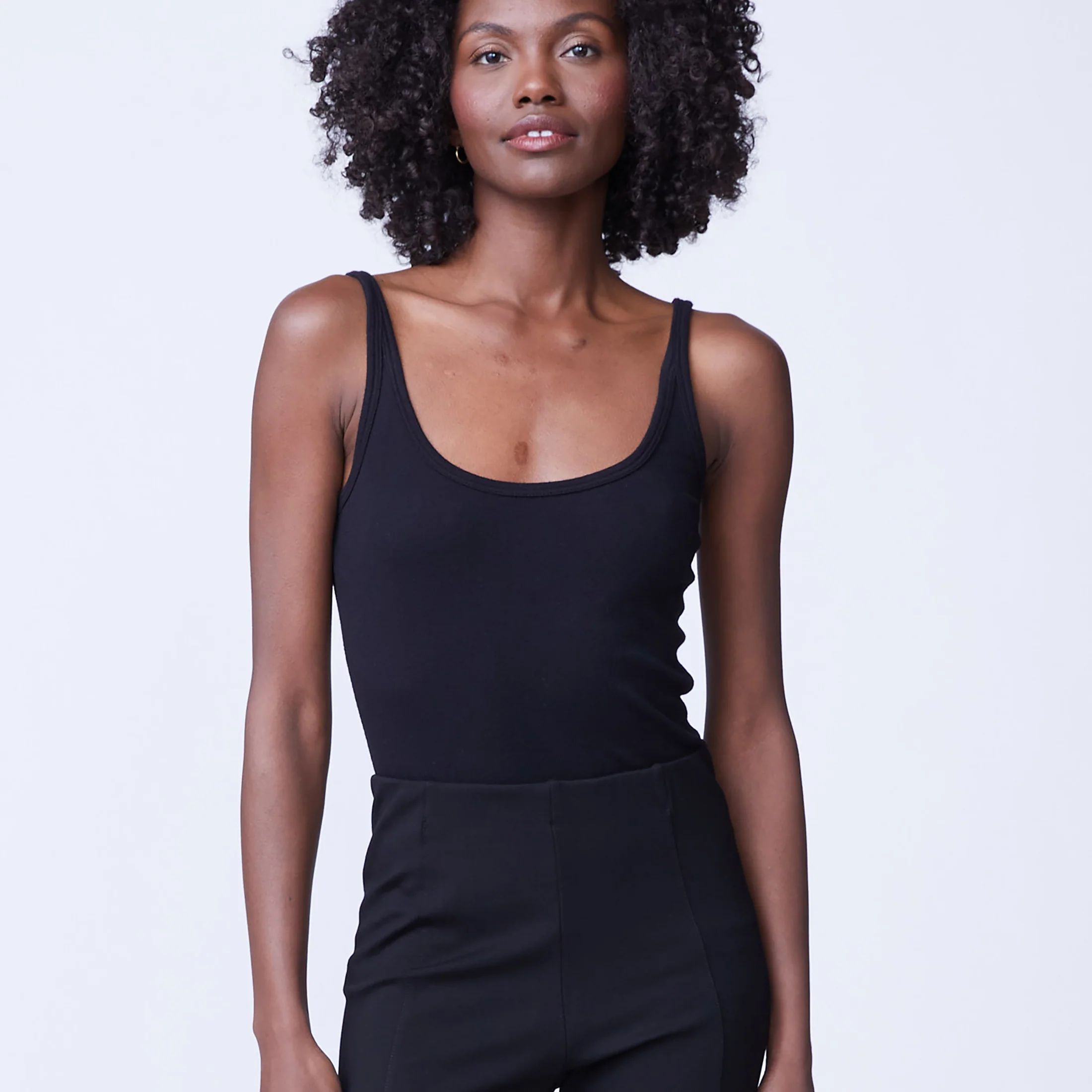 Rib Strappy Black Tank | Monrow