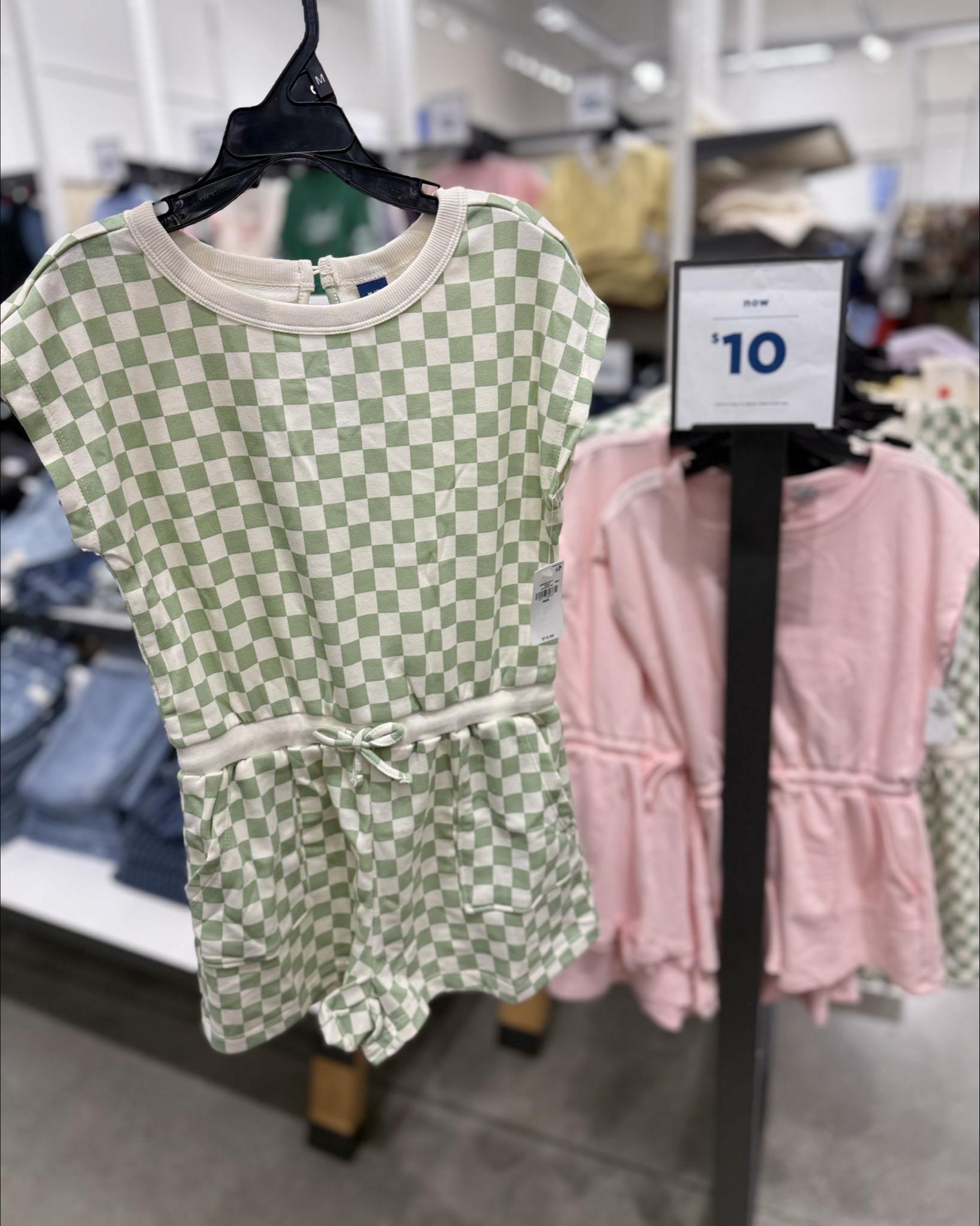 Old Navy has the cutest girls spring dresses for $10 and under right now 🌸


#LTKSaleAlert #LTKootd #LTKKids