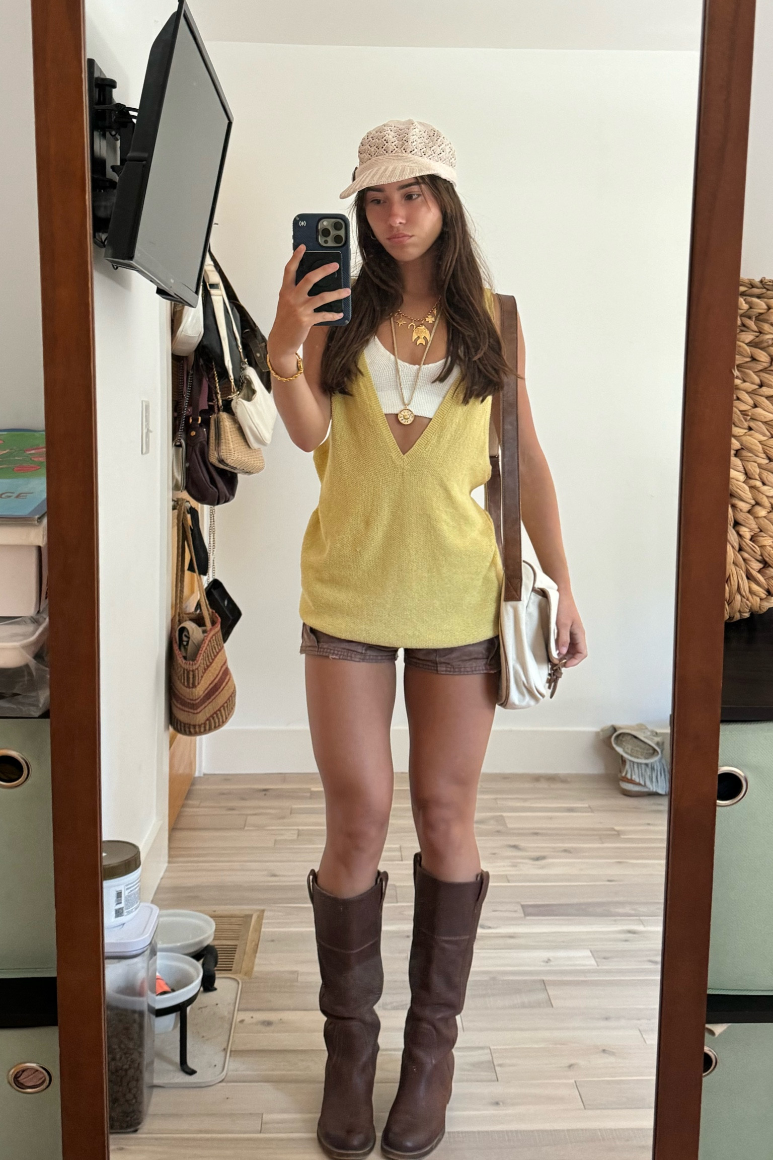 The tops are a size xs and bottoms are a size 24  

#LTKstyletip #LTKSeasonal #LTKfindsunder50