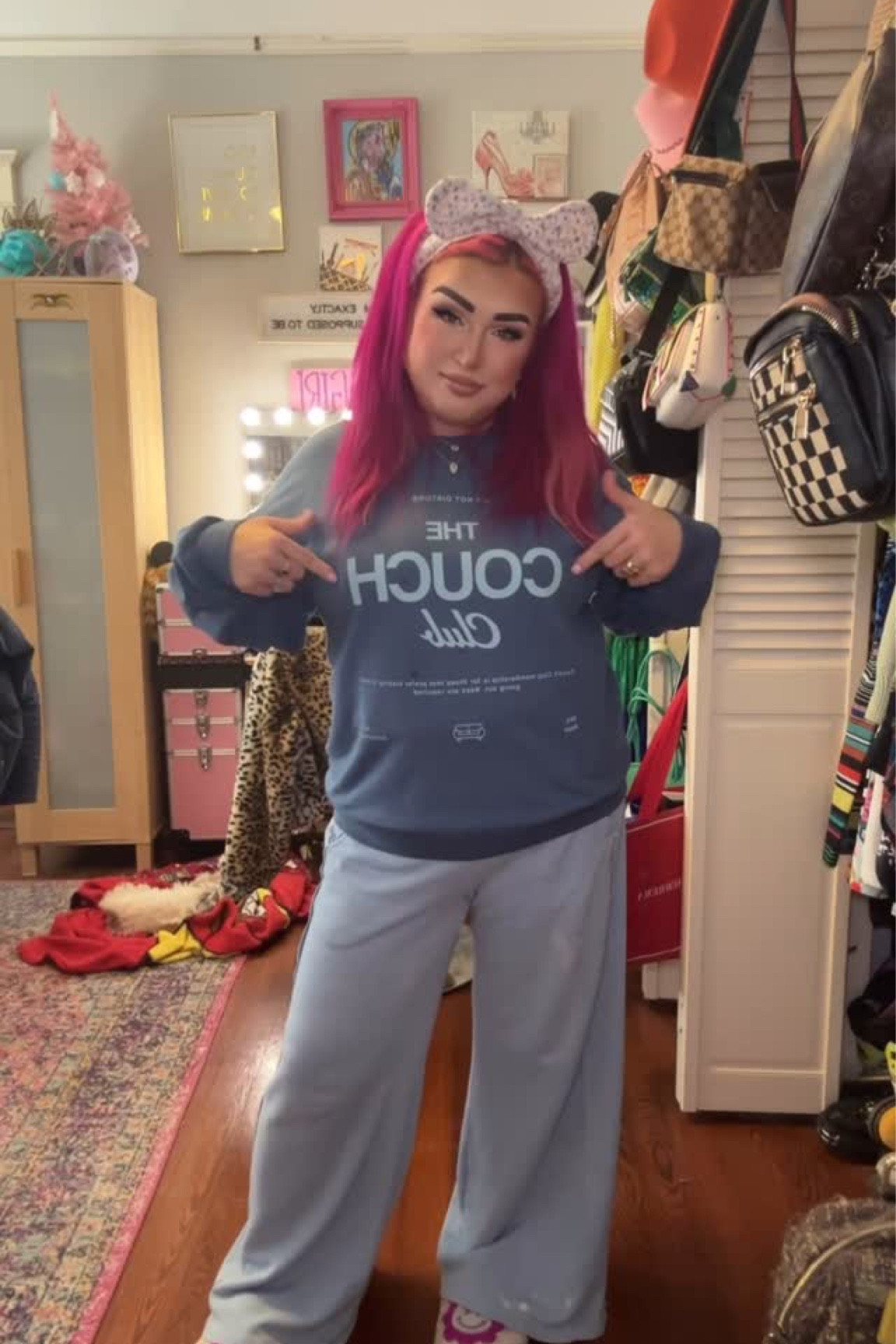 Linked similar items. Both are sold out from class squared boutique.
#lazysunday #couchclub #cozyvibes #cozyfits

#LTKStyleTip #LTKBeauty #LTKSeasonal