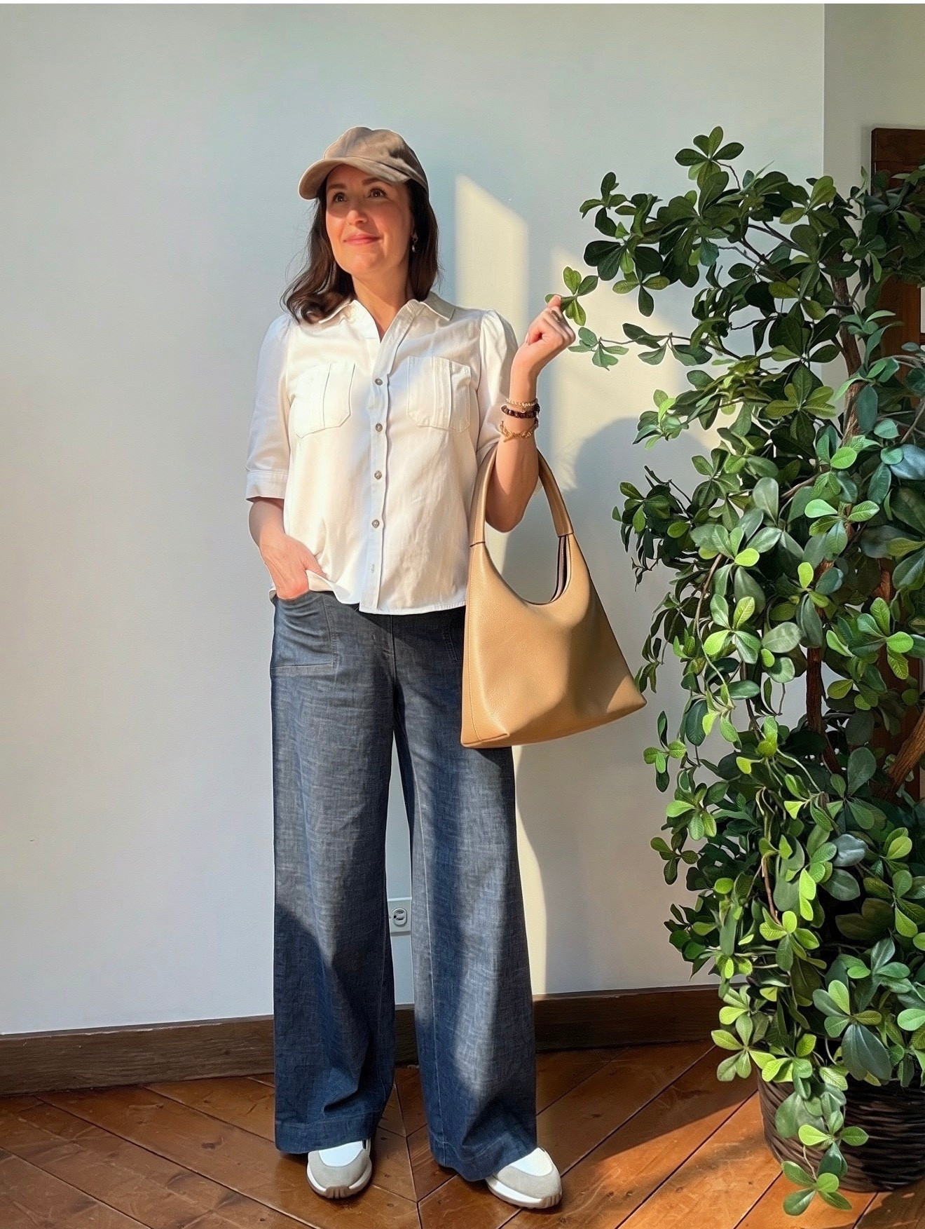 CASUAL SPRING OUTFIT. Airport outfit. Travel outfit 

#LTKootd #LTKOver40 #LTKTravel