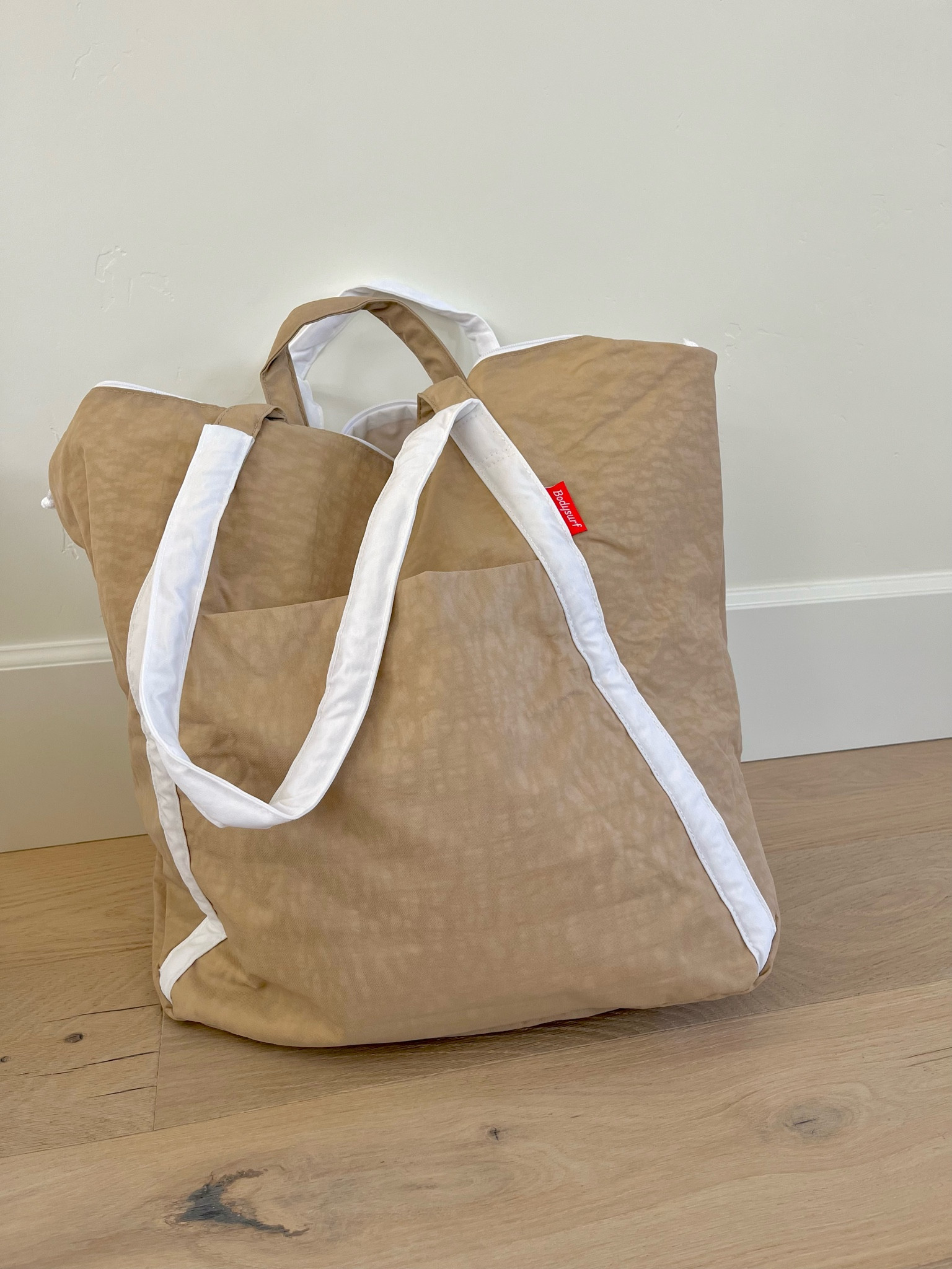 Great BEACH bag 👌🏼 this is the large size.   Super light weight. Sand/water run right off  

#LTKtravel