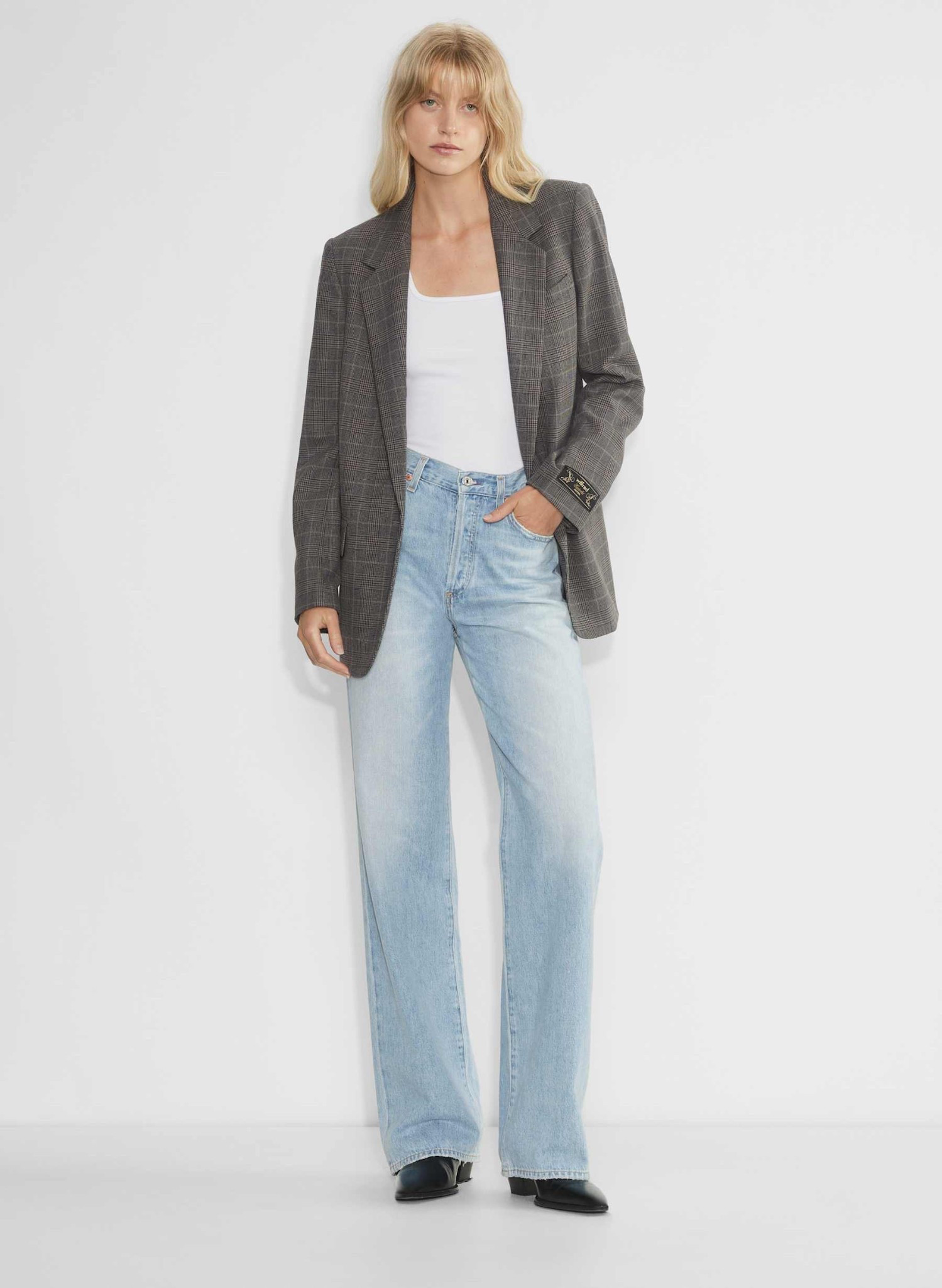 So many requests for these new #citizensofhumanity jeans. I wear size 24 #springcapsulewardrobe

#LTKSeasonal #LTKStyleTip