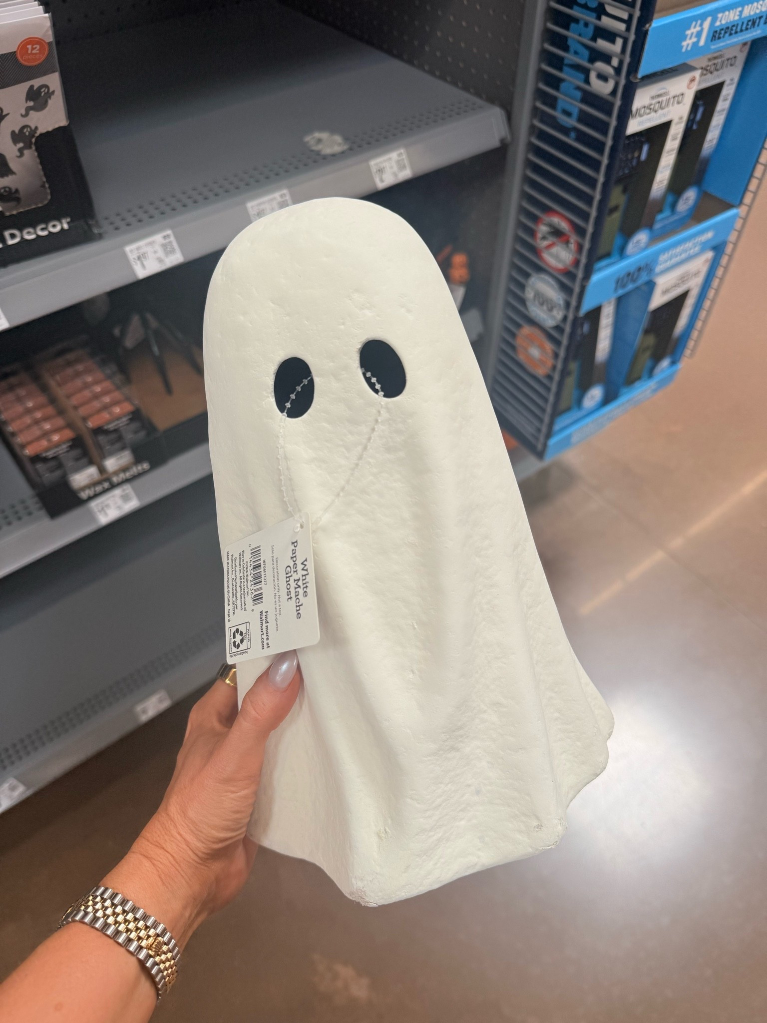 The cutest paper mache Halloween decor! 





Ghost decor 
Halloween finds 
Home decor 
Walmart finds

#LTKSeasonal #LTKHome