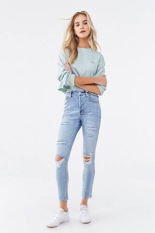 The Westwood Distressed Mom Jeans | Forever 21 (US)